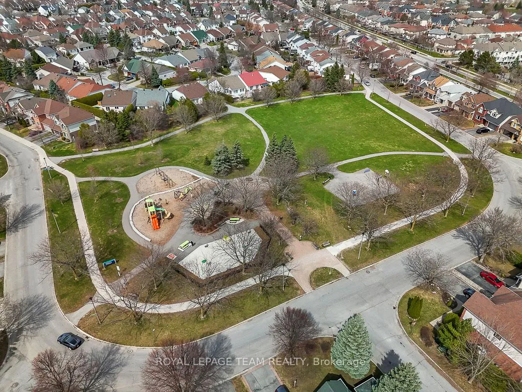 Photo 30 of 39 Crosspointe Avenue, Ottawa, Barrhaven East — HOMEH