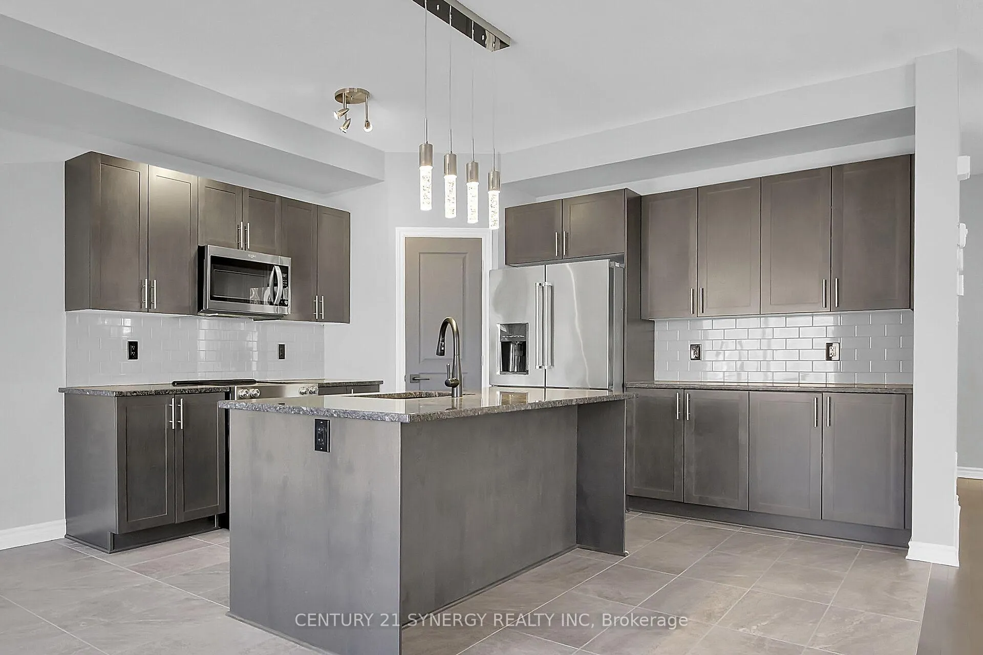 Photo 13 of 1107 Beckett Crescent, Ottawa, Stittsville (South) — HOMEH