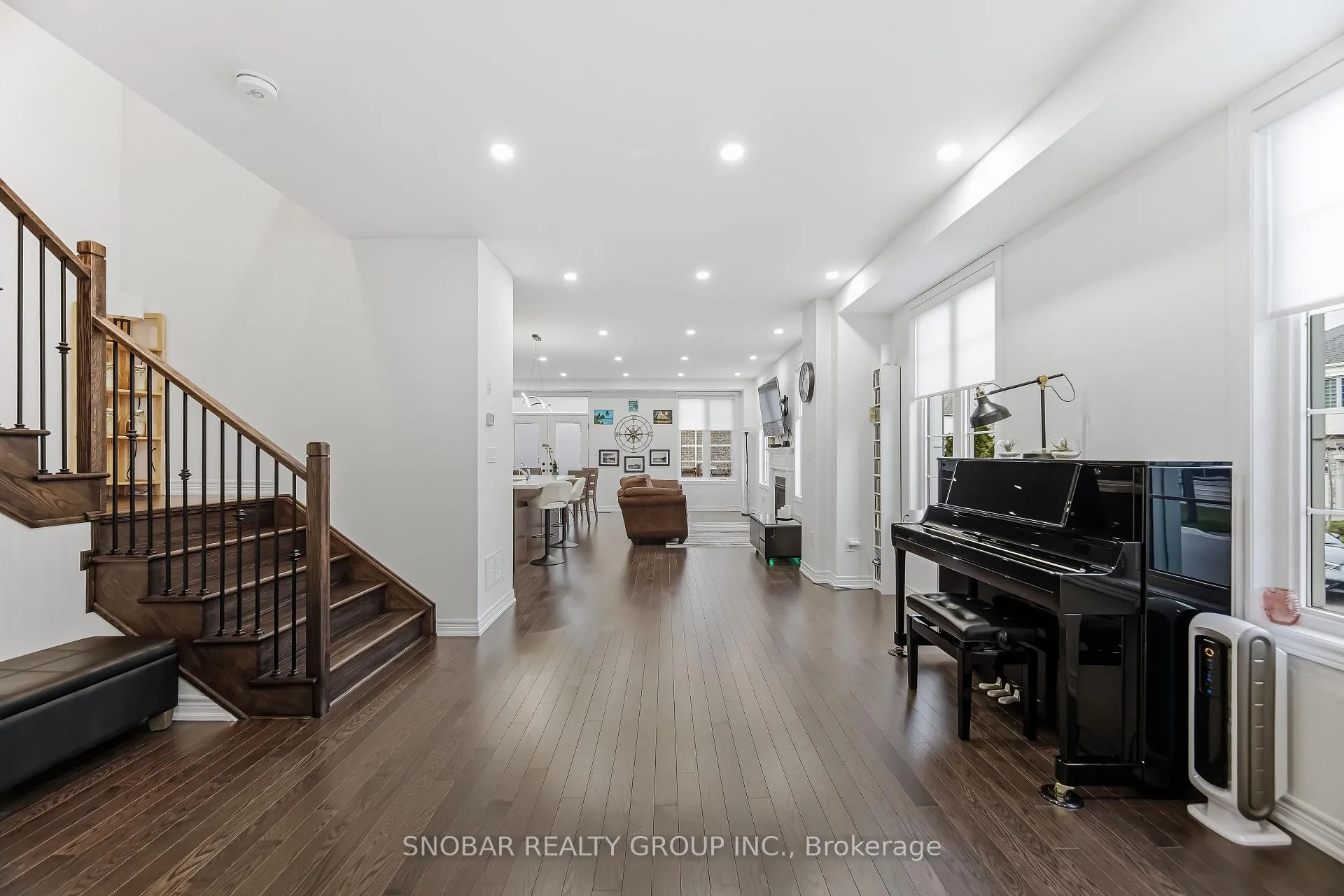 Photo 6 of 1342 Britton Crescent, Milton, Ford — HOMEH