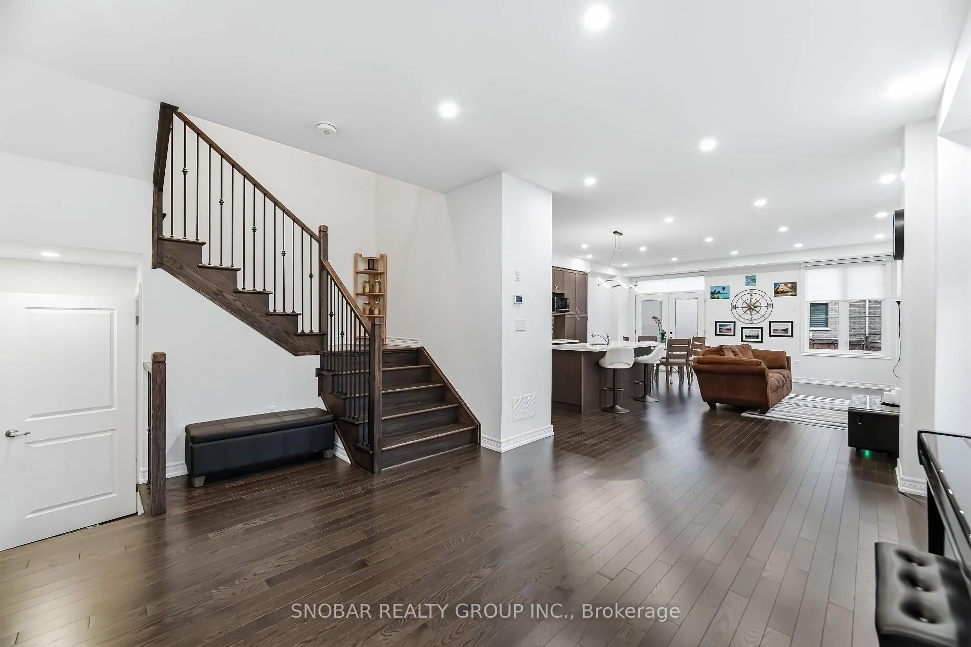 Photo 7 of 1342 Britton Crescent, Milton, Ford — HOMEH