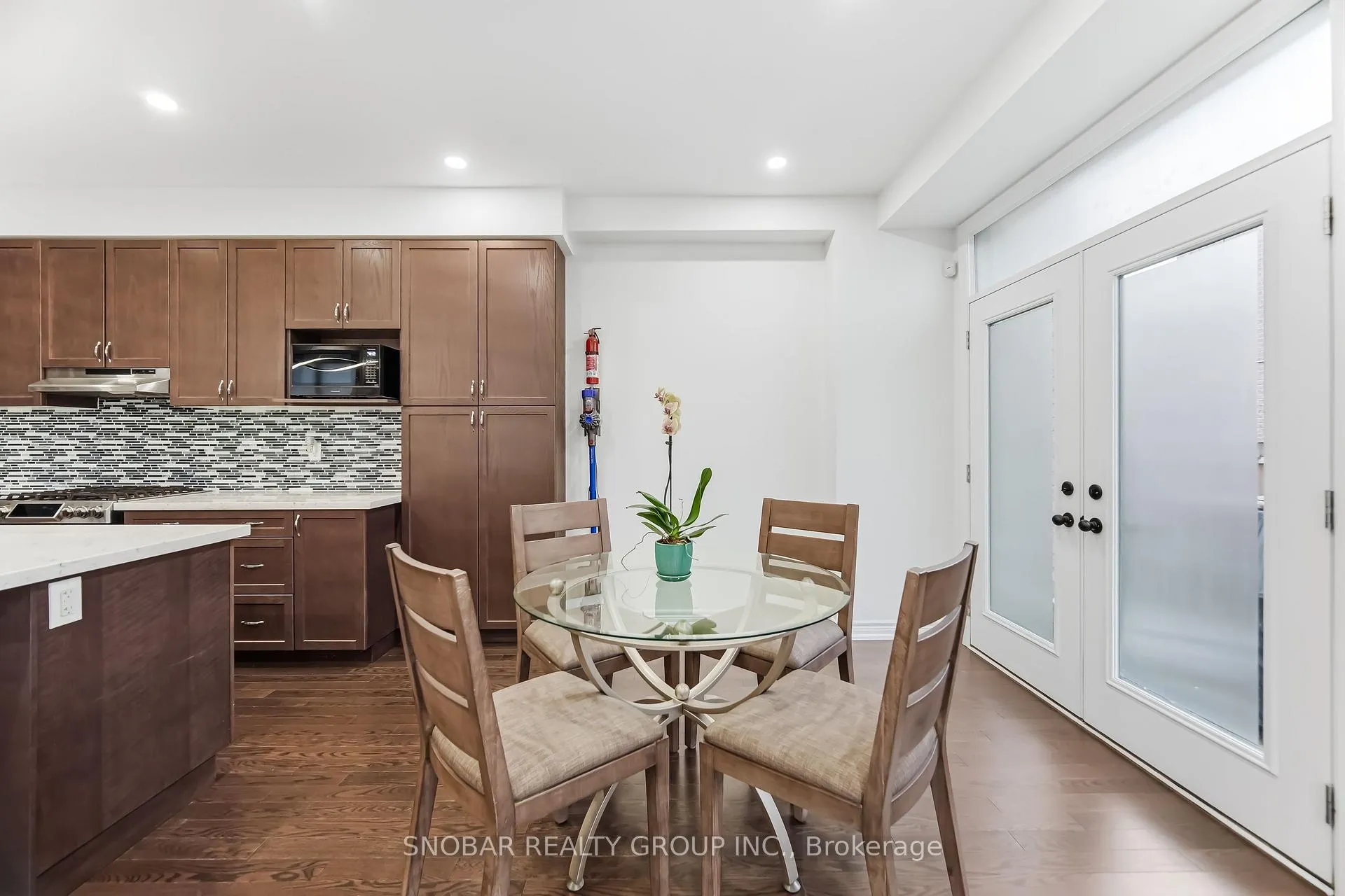 Photo 9 of 1342 Britton Crescent, Milton, Ford — HOMEH
