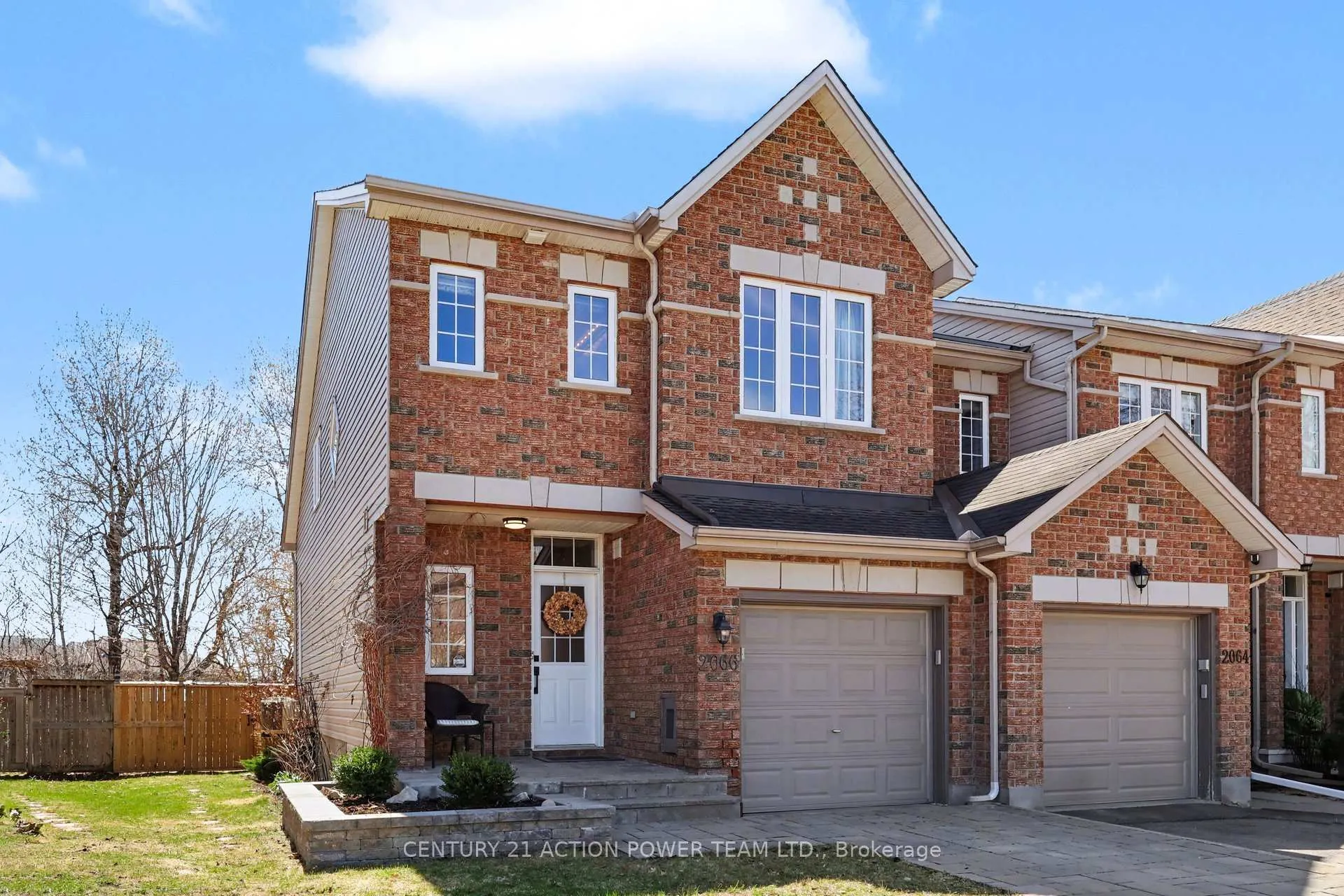 Photo 3 of 2066 Melette Crescent, Ottawa, Avalon East — HOMEH