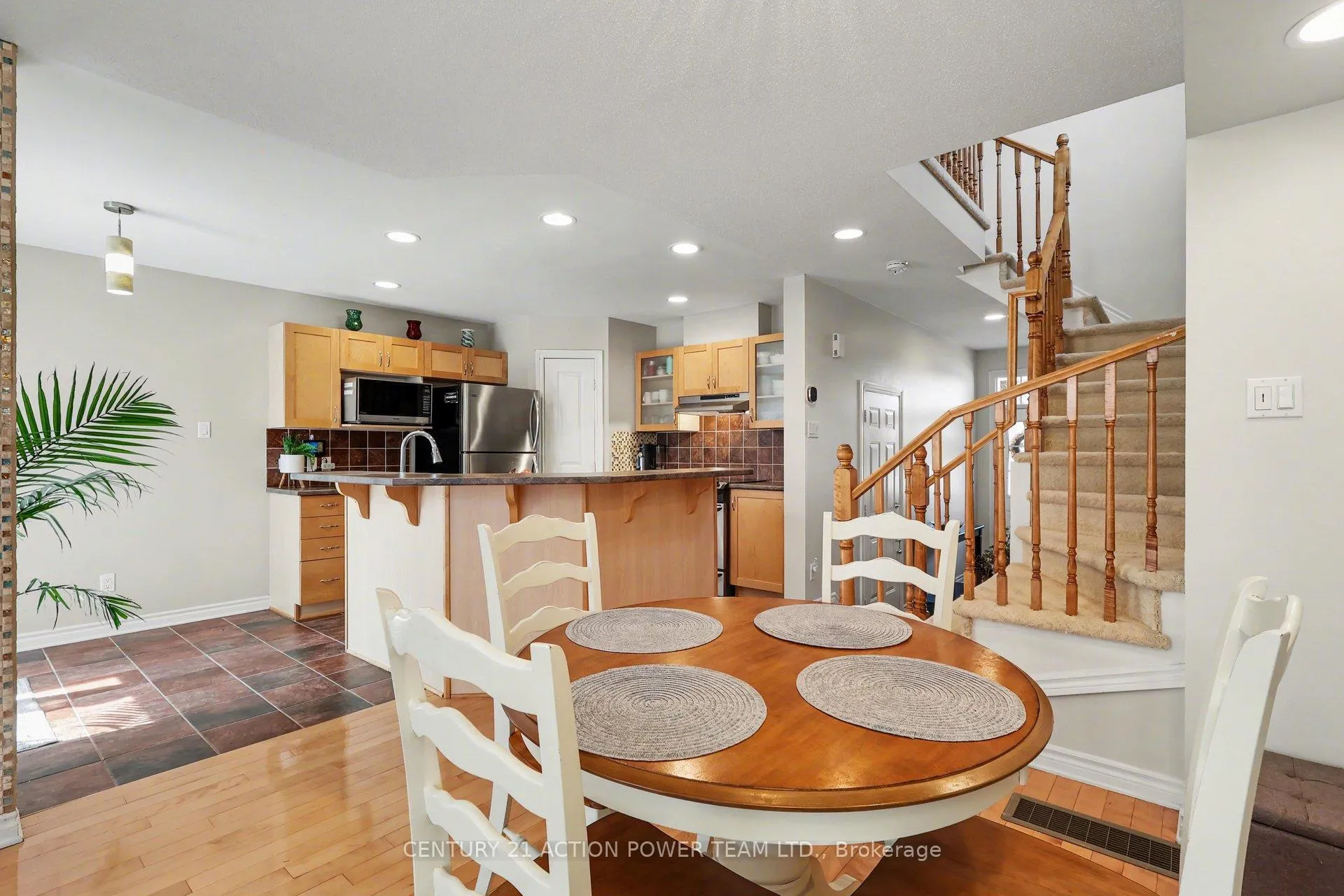 Photo 11 of 2066 Melette Crescent, Ottawa, Avalon East — HOMEH