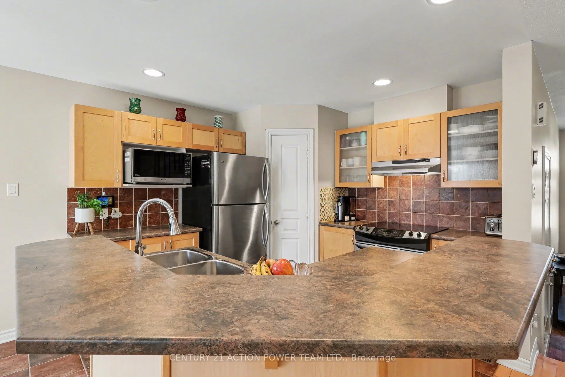 Photo 14 of 2066 Melette Crescent, Ottawa, Avalon East — HOMEH