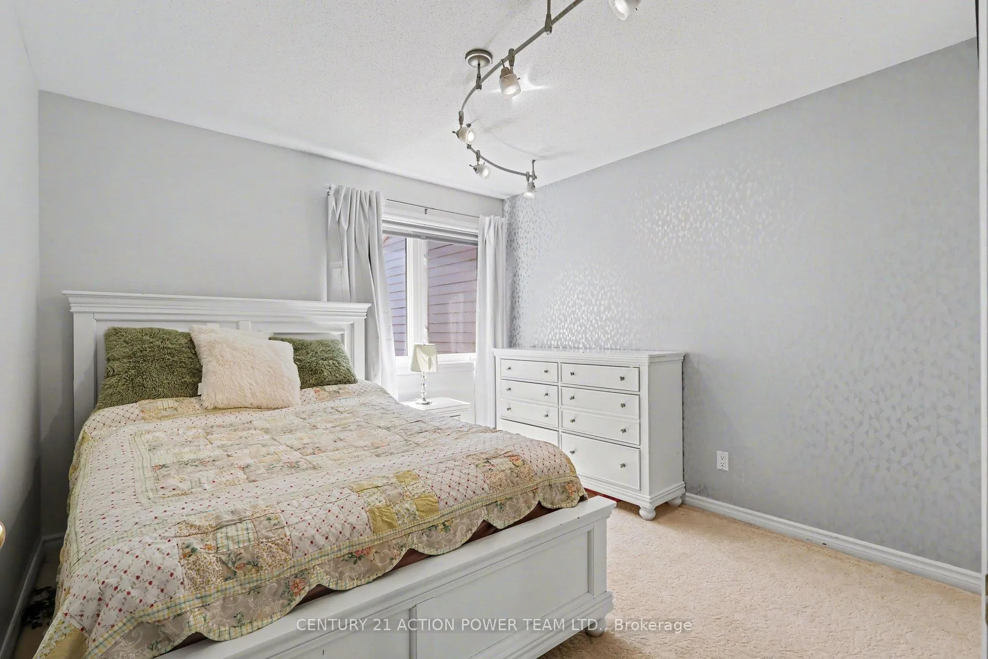Photo 24 of 2066 Melette Crescent, Ottawa, Avalon East — HOMEH
