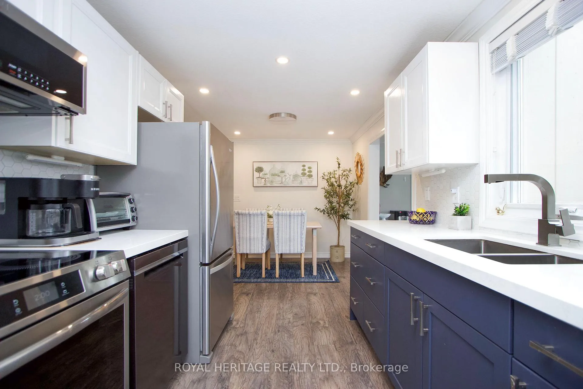 Photo 10 of 209 Wilmot Trail, Clarington, Newcastle — HOMEH
