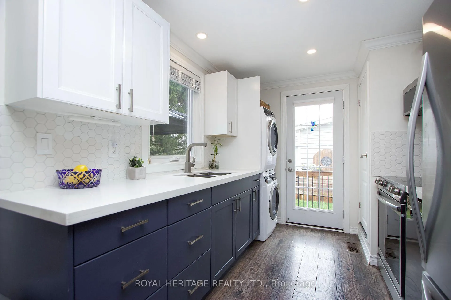 Photo 12 of 209 Wilmot Trail, Clarington, Newcastle — HOMEH