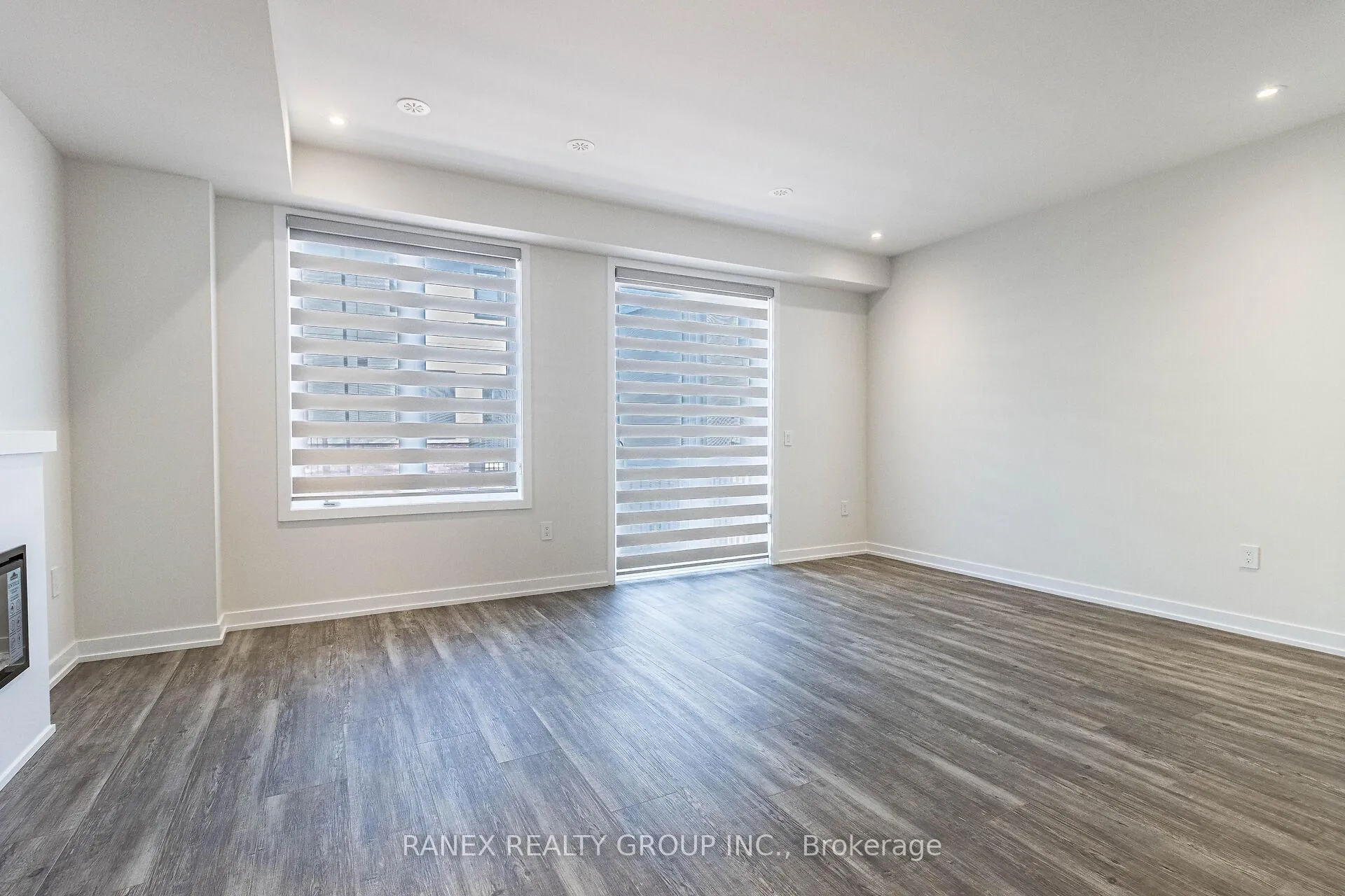 Photo 15 of 1339 Kaniv Street, Oakville, Northwest — HOMEH
