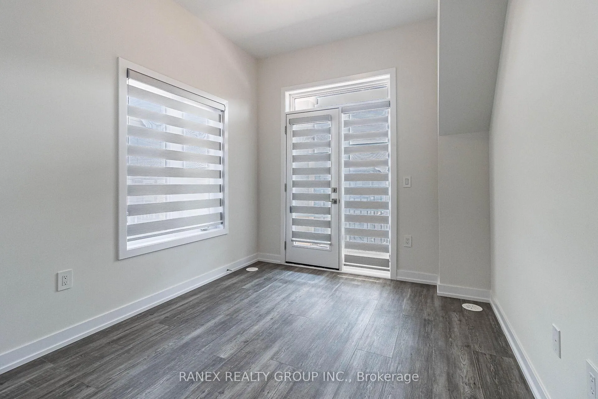 Photo 26 of 1339 Kaniv Street, Oakville, Northwest — HOMEH