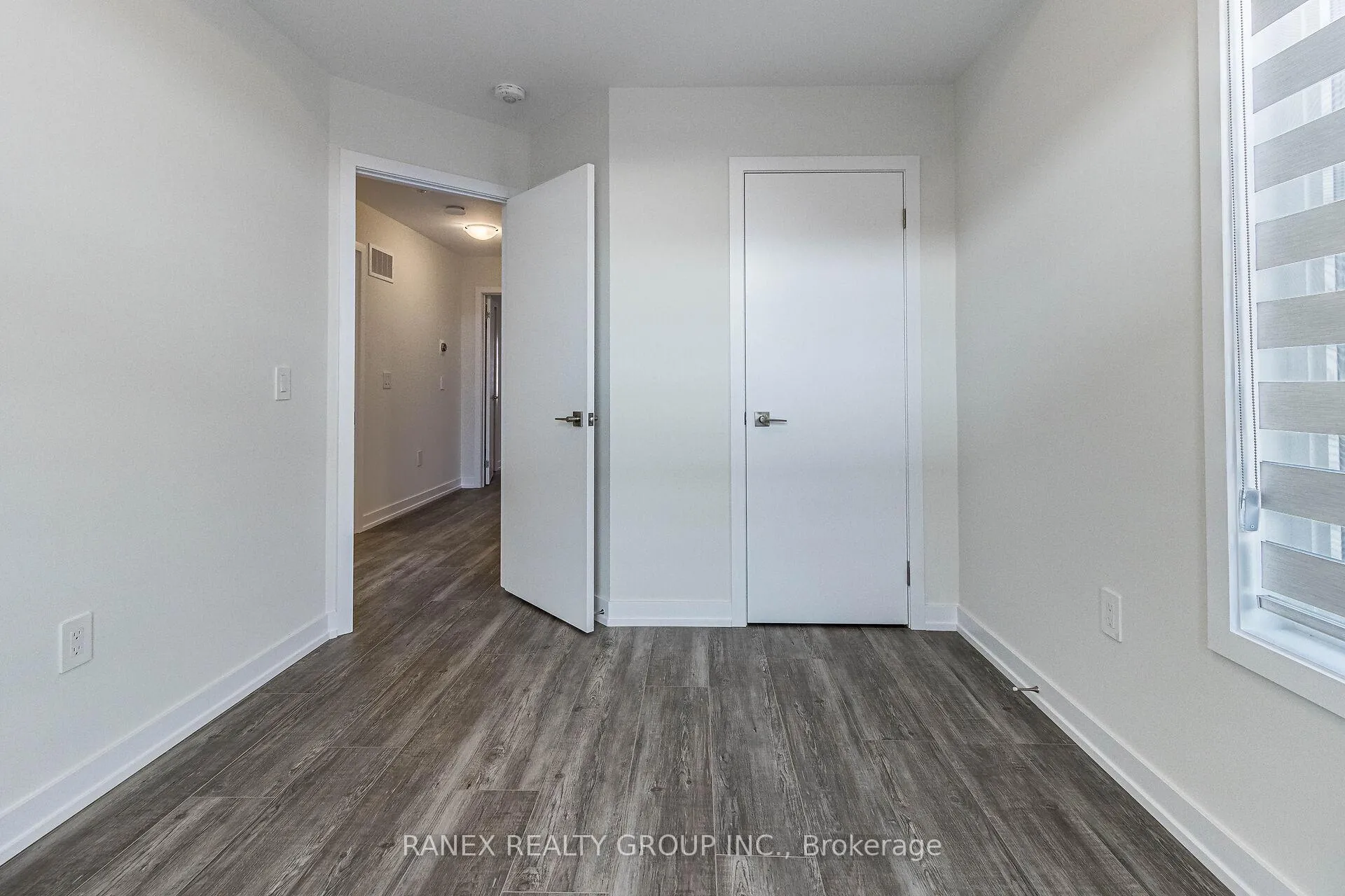 Photo 27 of 1339 Kaniv Street, Oakville, Northwest — HOMEH
