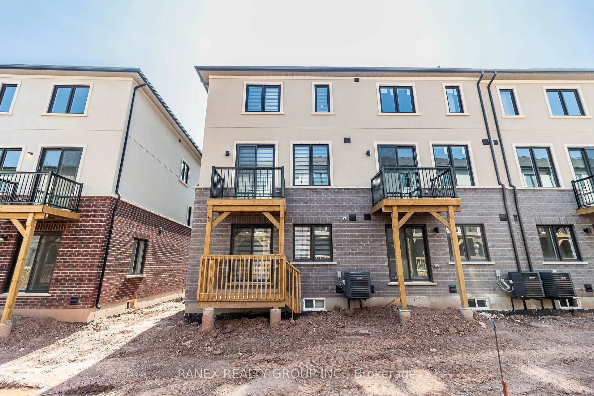 Photo 39 of 1339 Kaniv Street, Oakville, Northwest — HOMEH