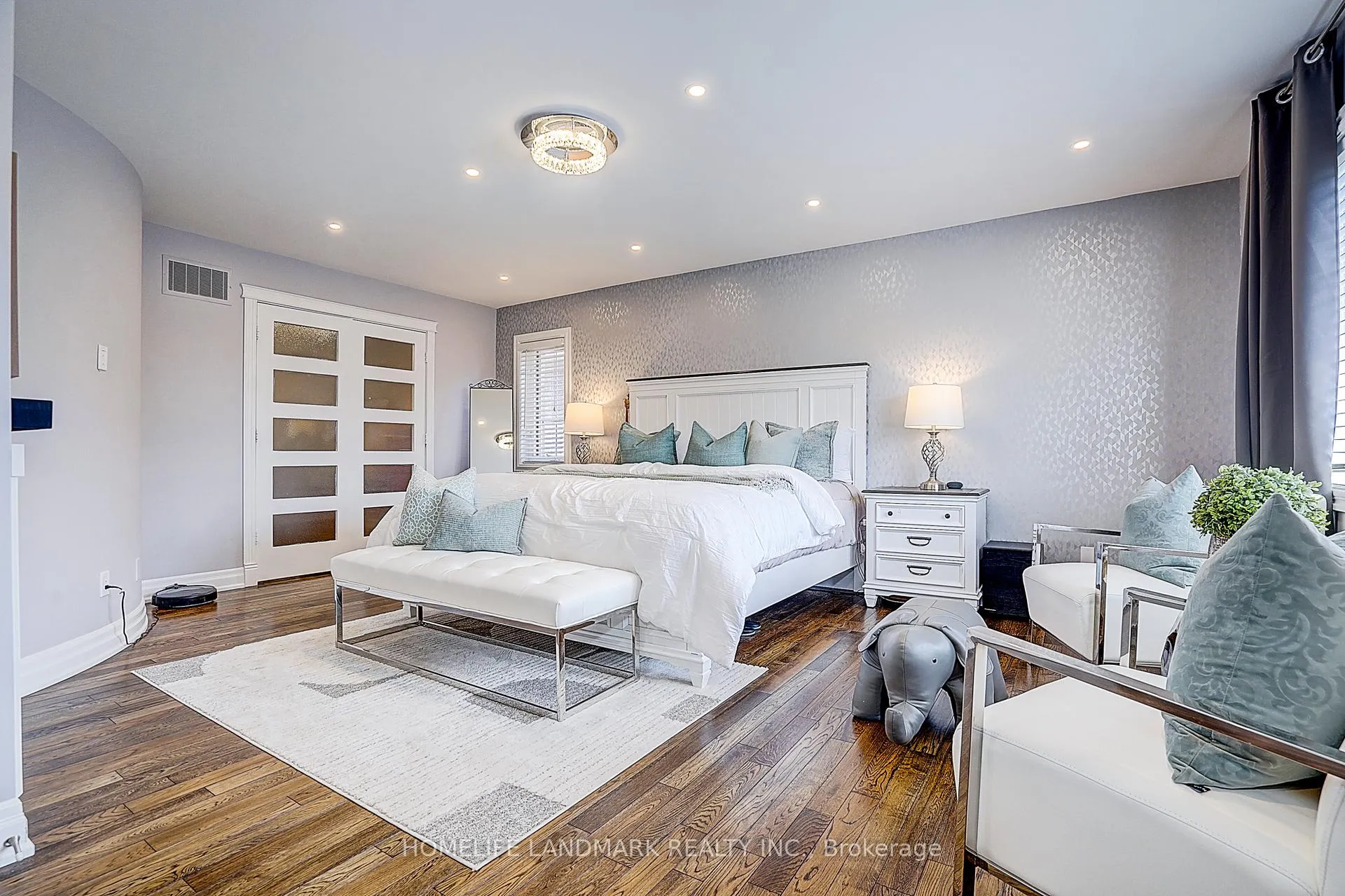 Photo 26 of 19 Daniel Bram Drive, Vaughan, Patterson — HOMEH