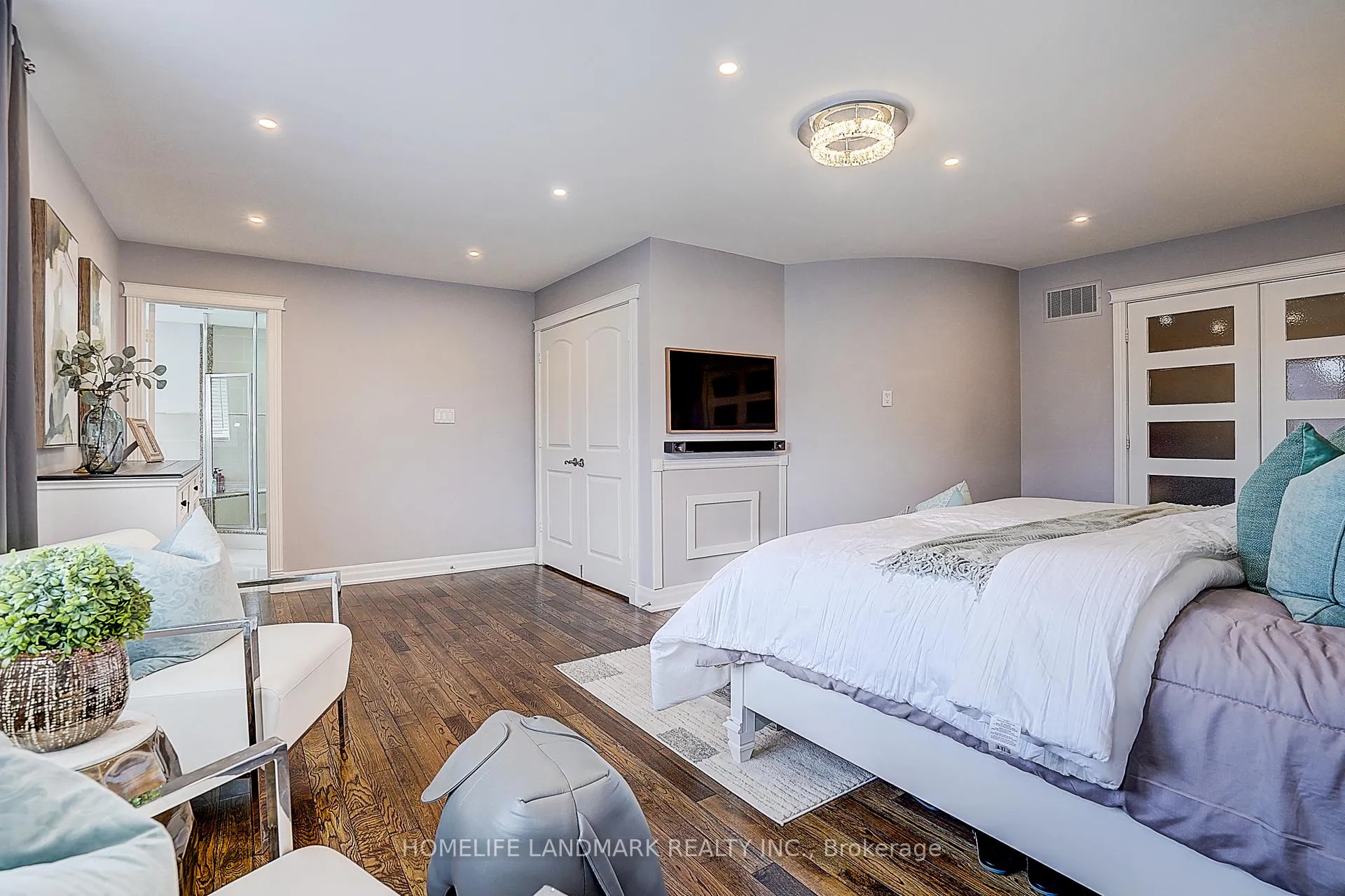 Photo 29 of 19 Daniel Bram Drive, Vaughan, Patterson — HOMEH