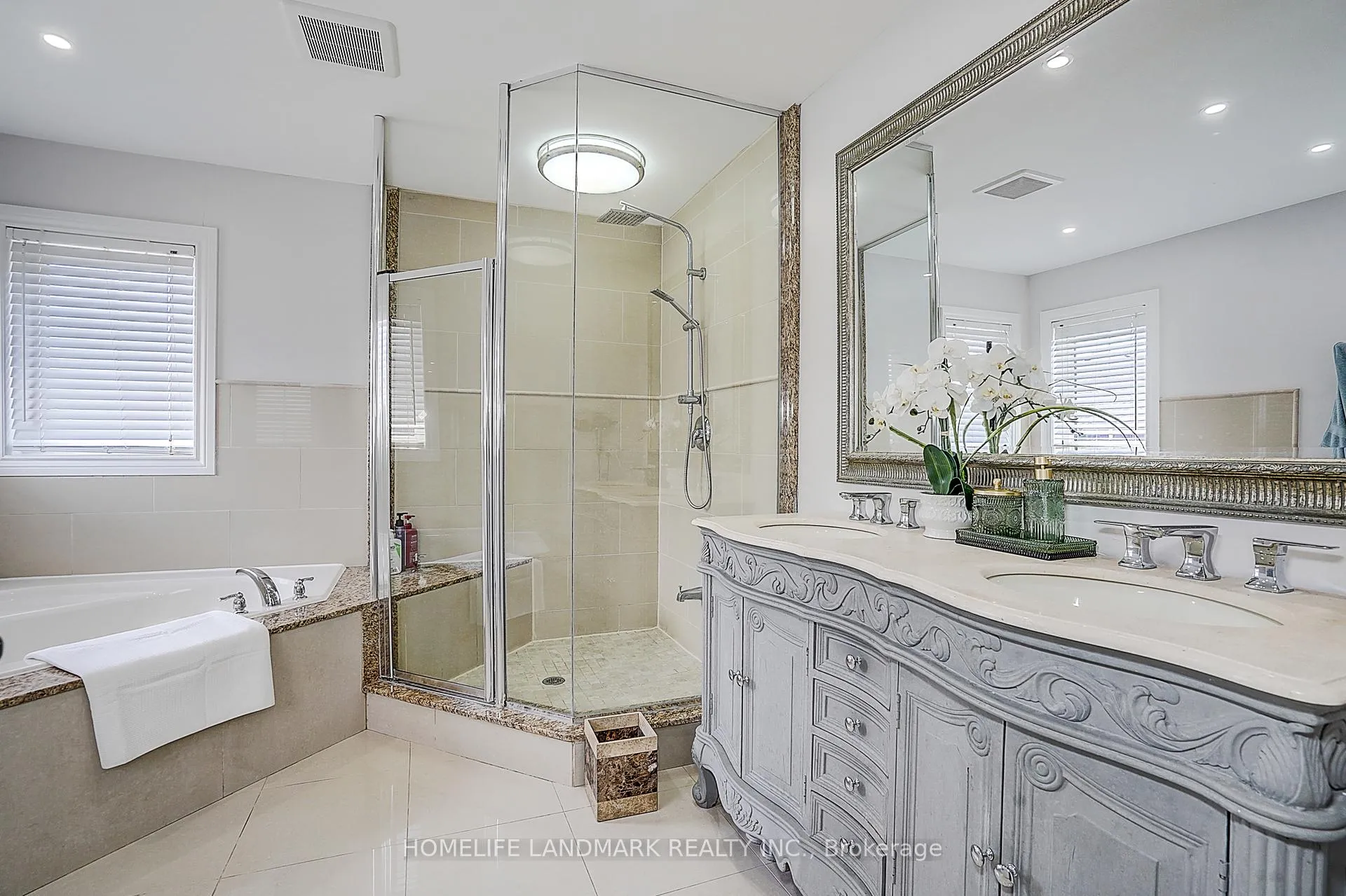 Photo 30 of 19 Daniel Bram Drive, Vaughan, Patterson — HOMEH