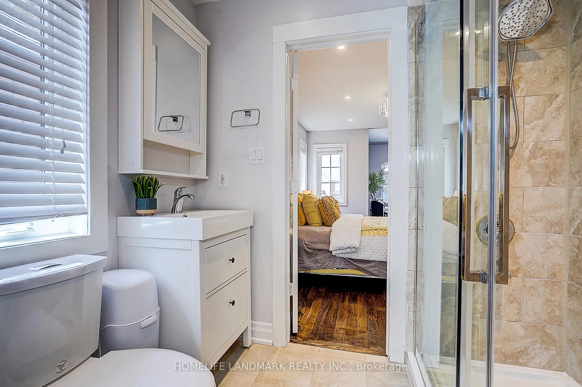 Photo 34 of 19 Daniel Bram Drive, Vaughan, Patterson — HOMEH