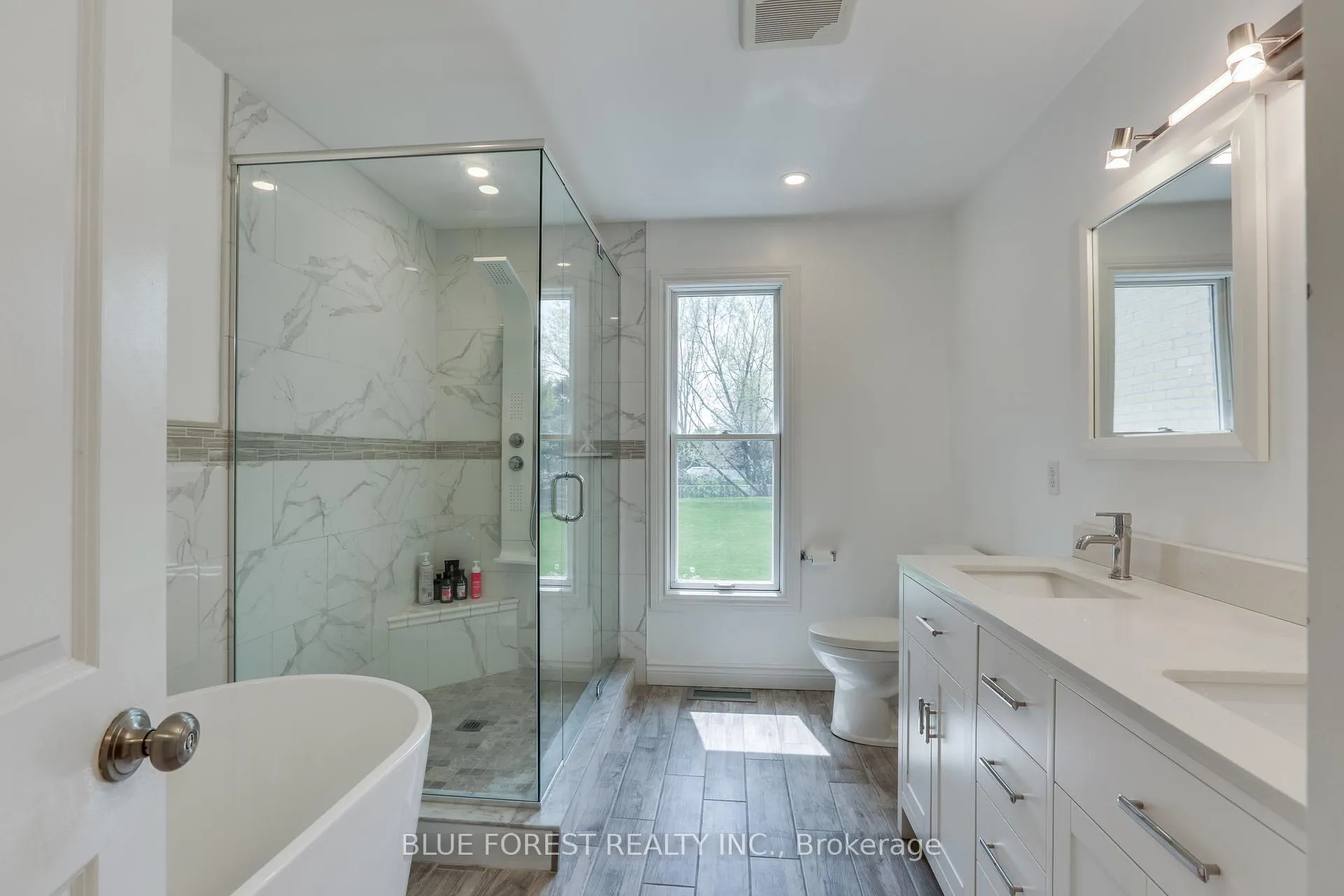 Photo 16 of 58 Aberdeen Drive, Middlesex Centre, Coldstream — HOMEH
