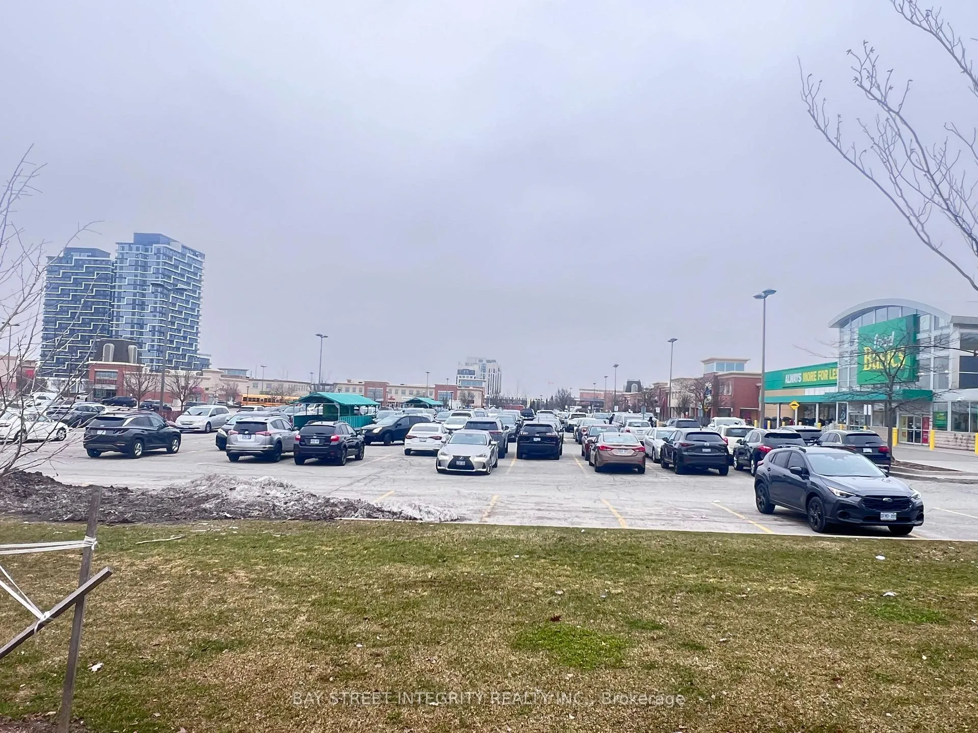 Photo 14 of 90 Imperial College Lane, Markham, Wismer — HOMEH