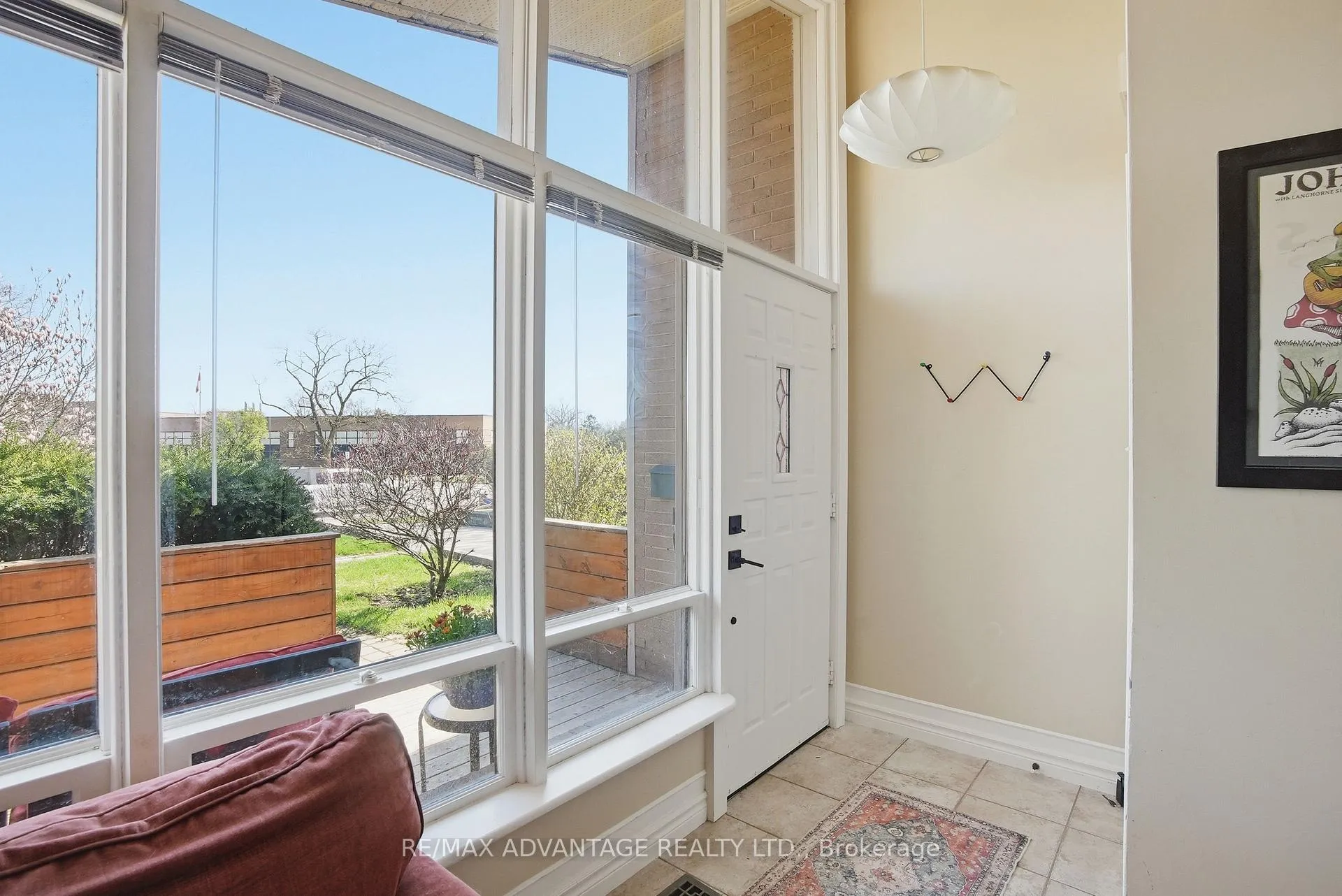 Photo 6 of 5 Mountsfield Drive, London, South G — HOMEH