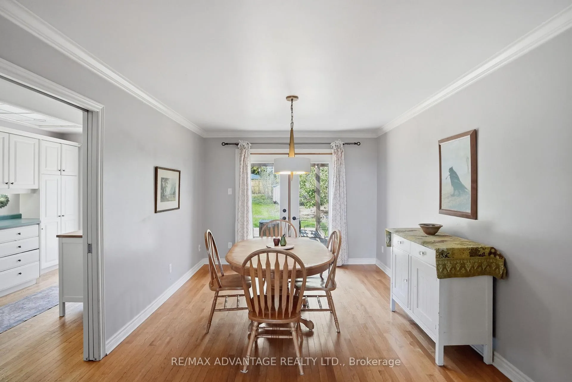 Photo 9 of 5 Mountsfield Drive, London, South G — HOMEH