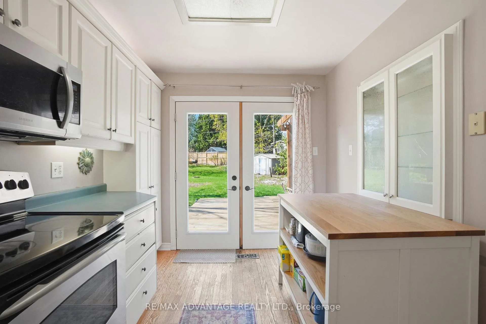 Photo 13 of 5 Mountsfield Drive, London, South G — HOMEH