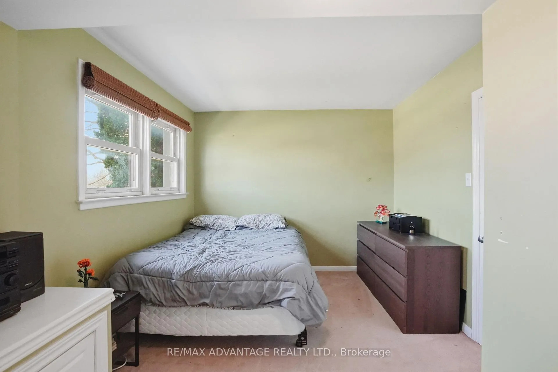 Photo 19 of 5 Mountsfield Drive, London, South G — HOMEH