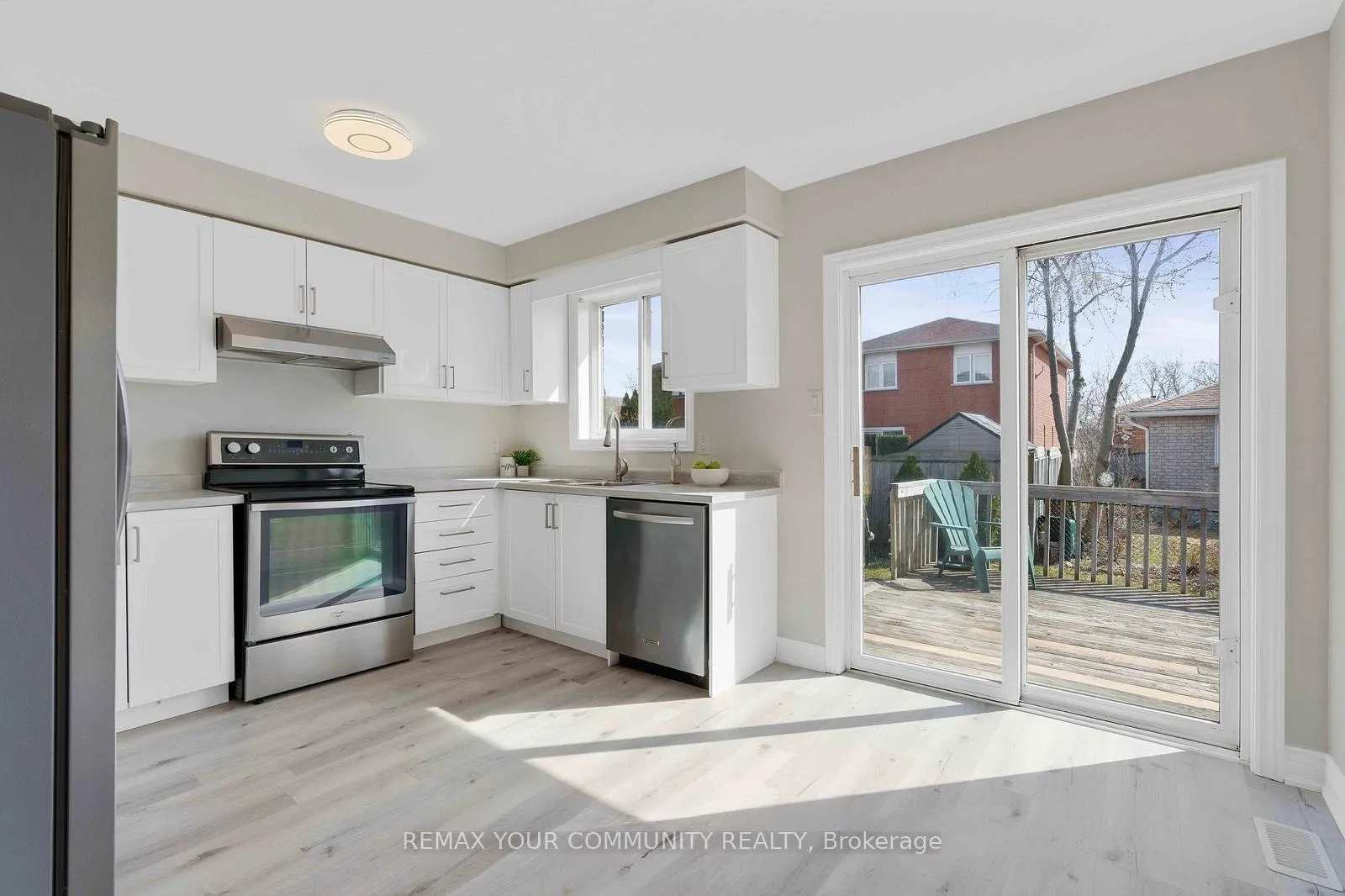 Photo 9 of Unit Main, 47 Holly Meadow Road, Barrie, Holly — HOMEH
