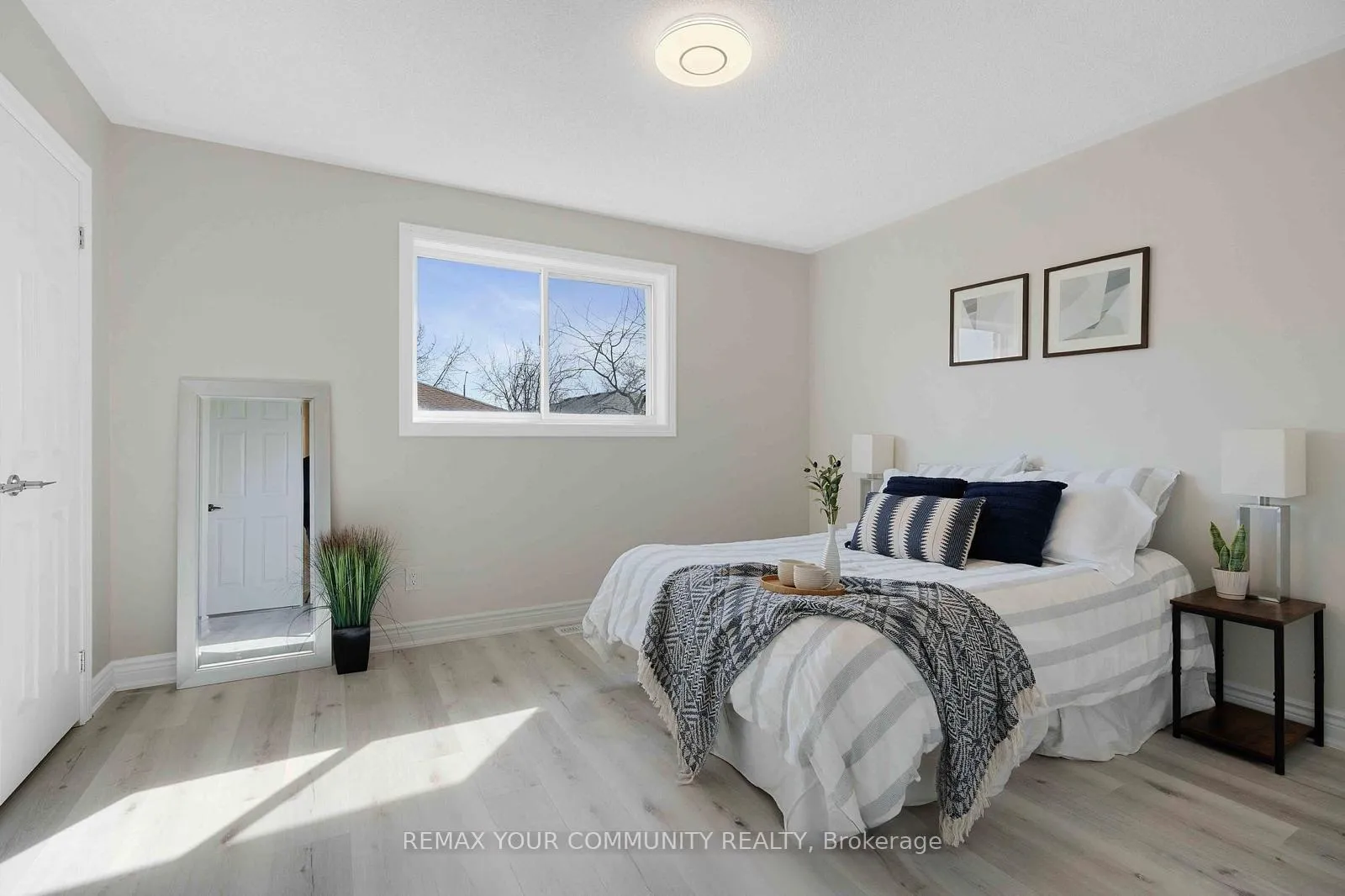 Photo 10 of Unit Main, 47 Holly Meadow Road, Barrie, Holly — HOMEH