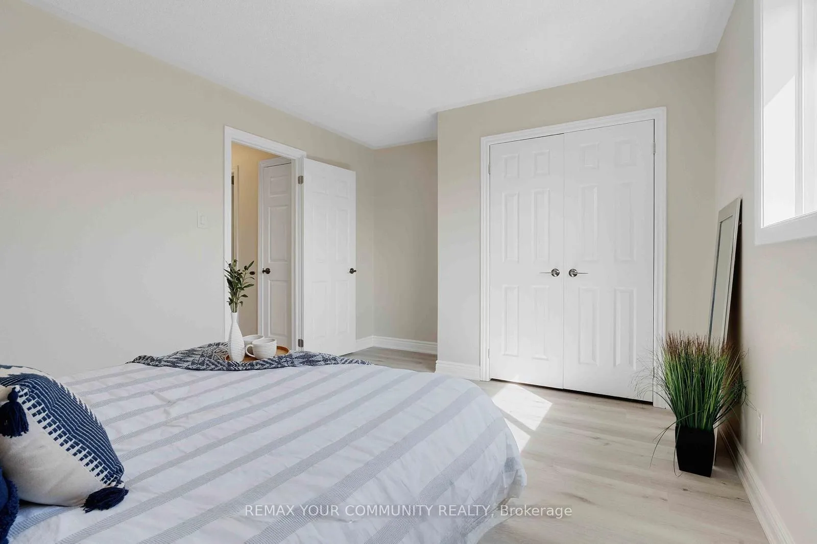 Photo 11 of Unit Main, 47 Holly Meadow Road, Barrie, Holly — HOMEH