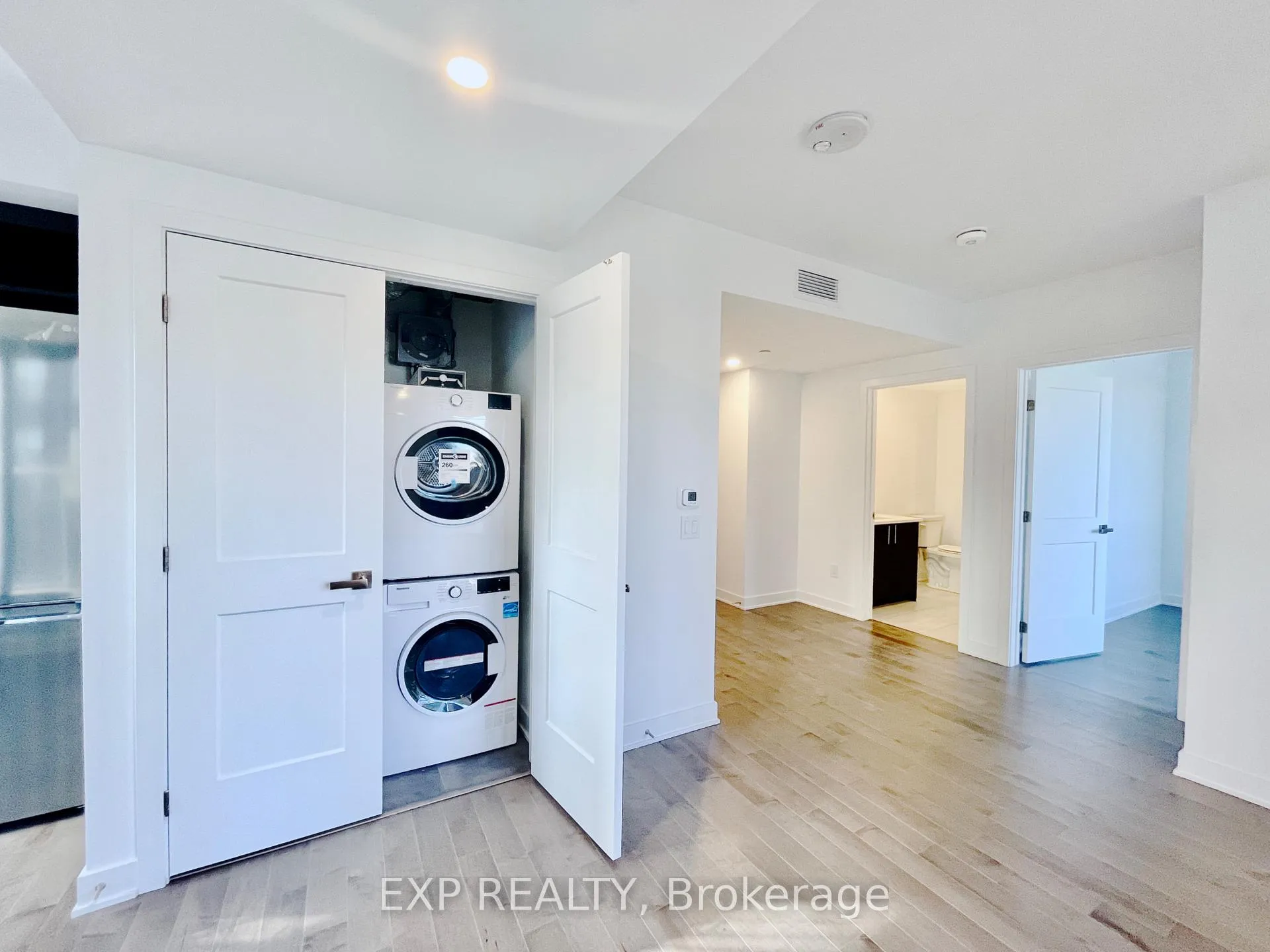 Photo 12 of Unit 1711, 340 Queen Street, Ottawa, Ottawa Centre — HOMEH