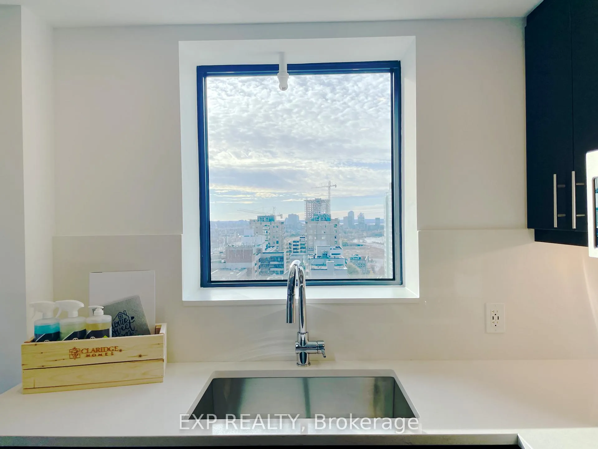 Photo 16 of Unit 1711, 340 Queen Street, Ottawa, Ottawa Centre — HOMEH