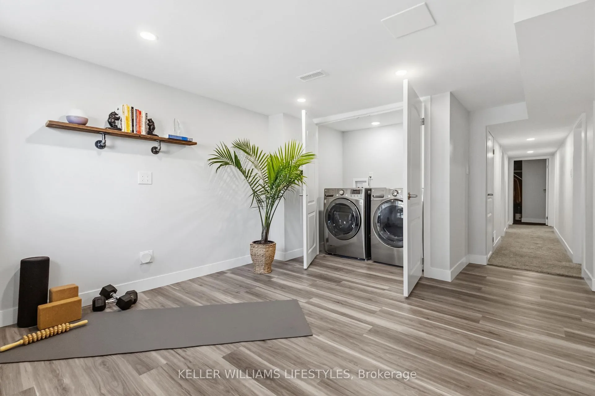 Photo 30 of 6 Windsor Crescent, London, South F — HOMEH