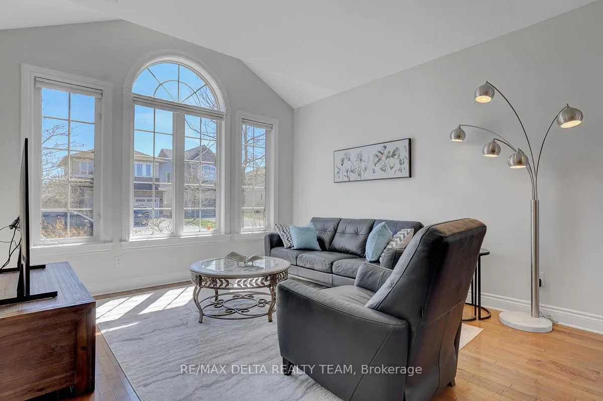 Photo 7 of 72 Bert Hall Street, Arnprior — HOMEH