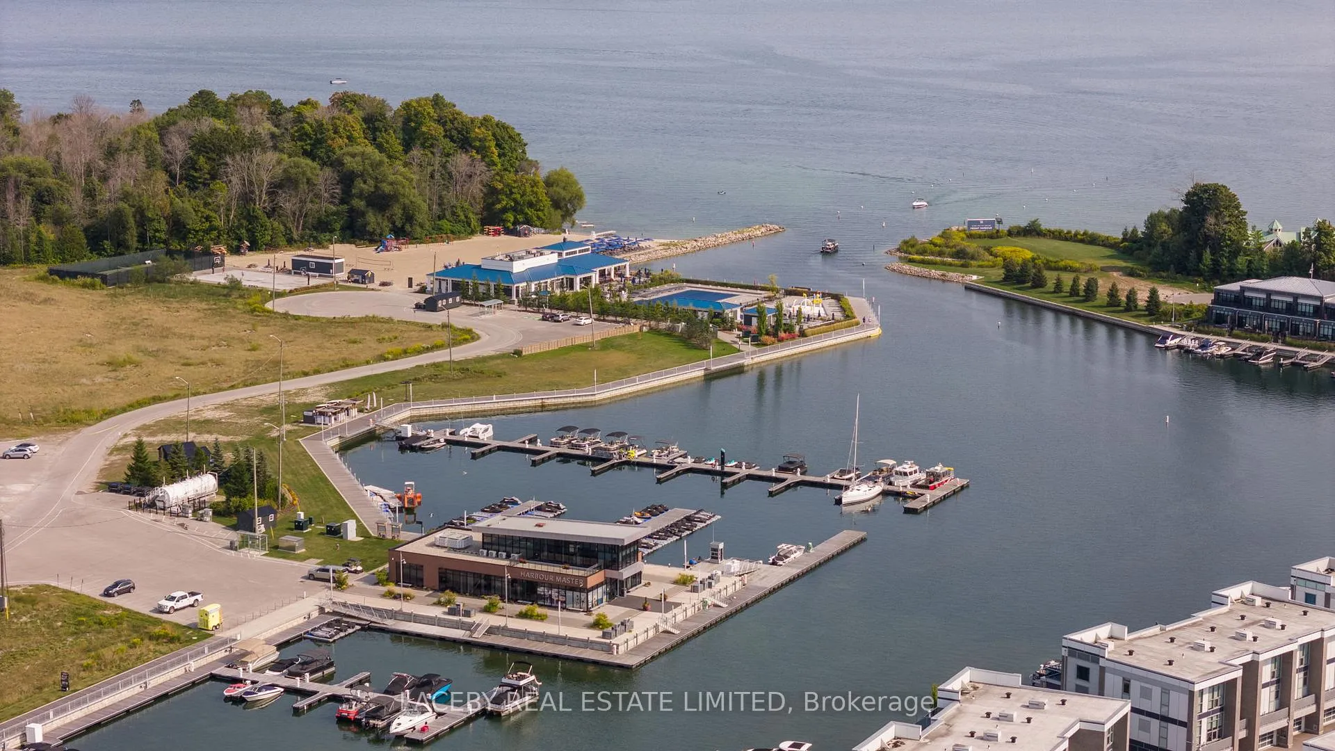 Photo 26 of Unit 116, 375 Sea Ray Avenue, Innisfil, Rural Innisfil — HOMEH
