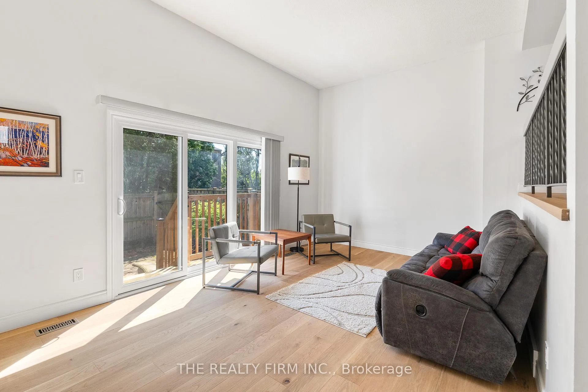 Photo 5 of Unit 60, 300 Sandringham Crescent, London, South R — HOMEH