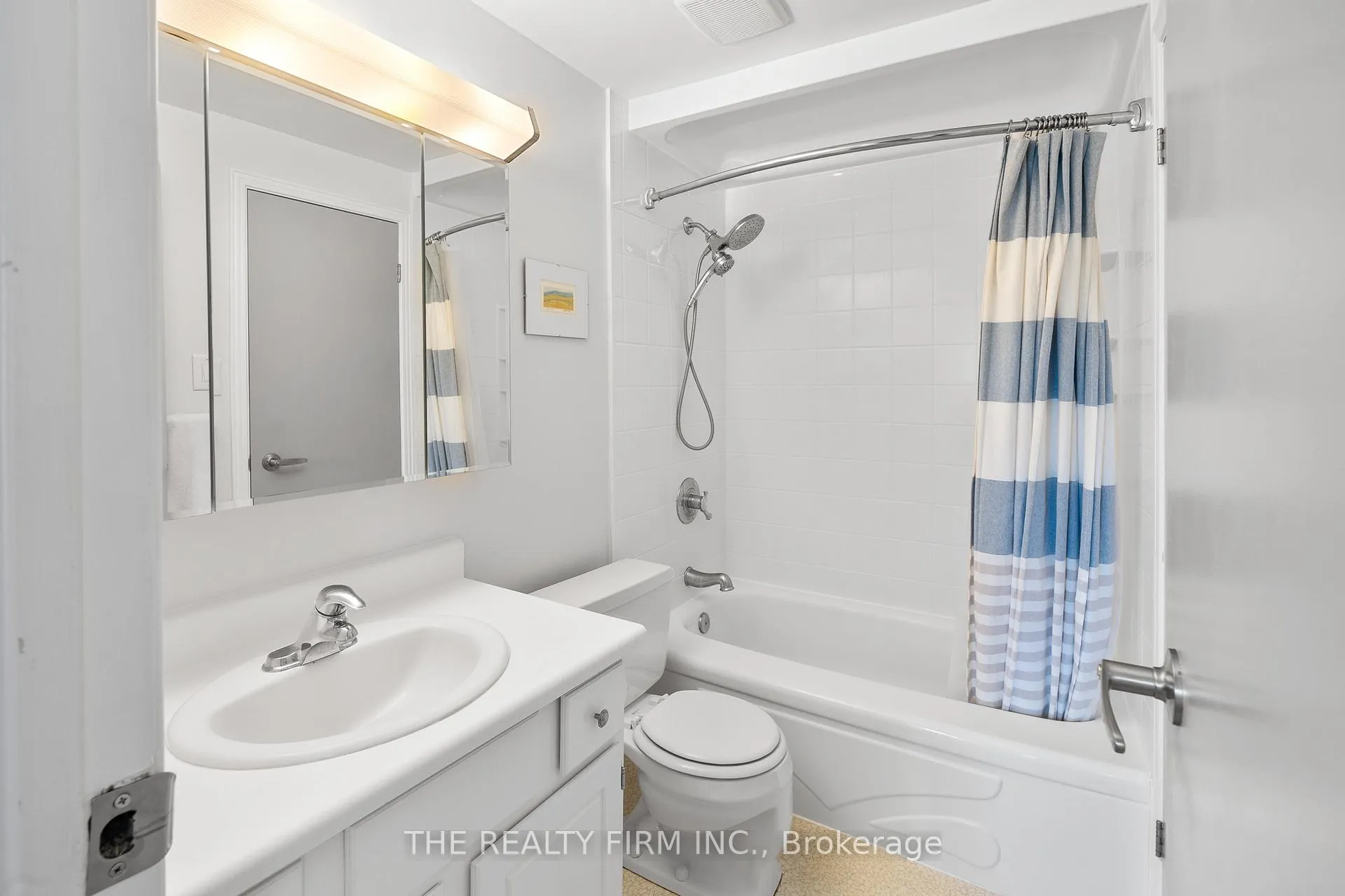 Photo 18 of Unit 60, 300 Sandringham Crescent, London, South R — HOMEH