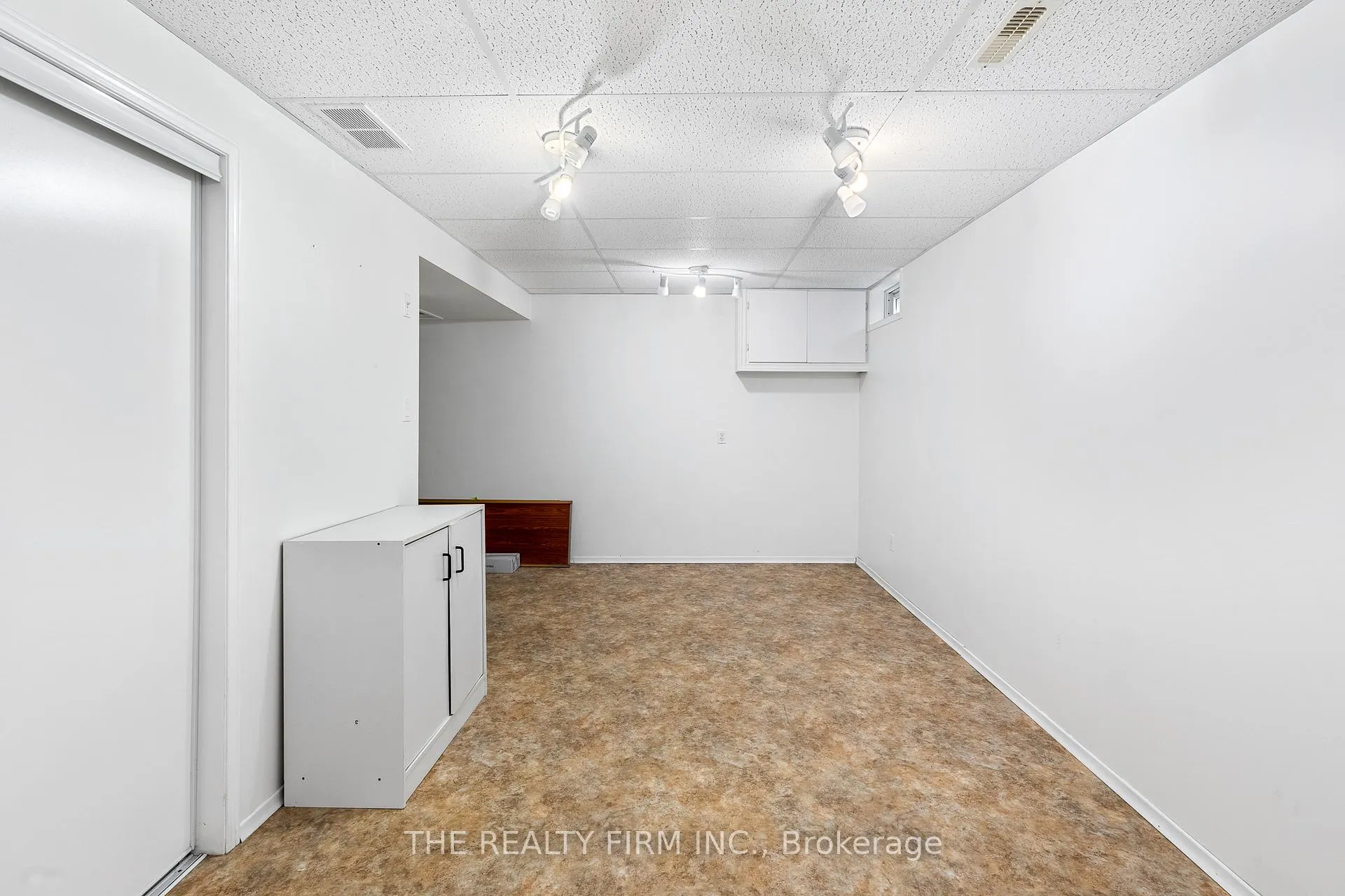 Photo 26 of Unit 60, 300 Sandringham Crescent, London, South R — HOMEH