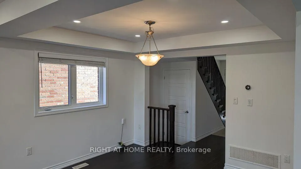 Photo 8 of 686 Laking Terrace, Milton, Clarke — HOMEH
