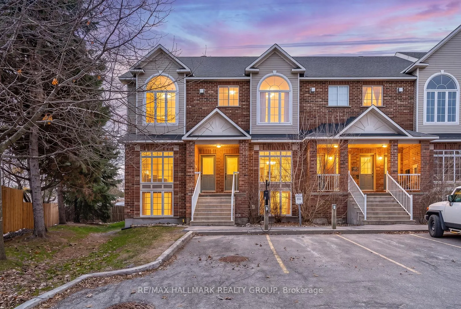 Front of 142 Gatestone Private