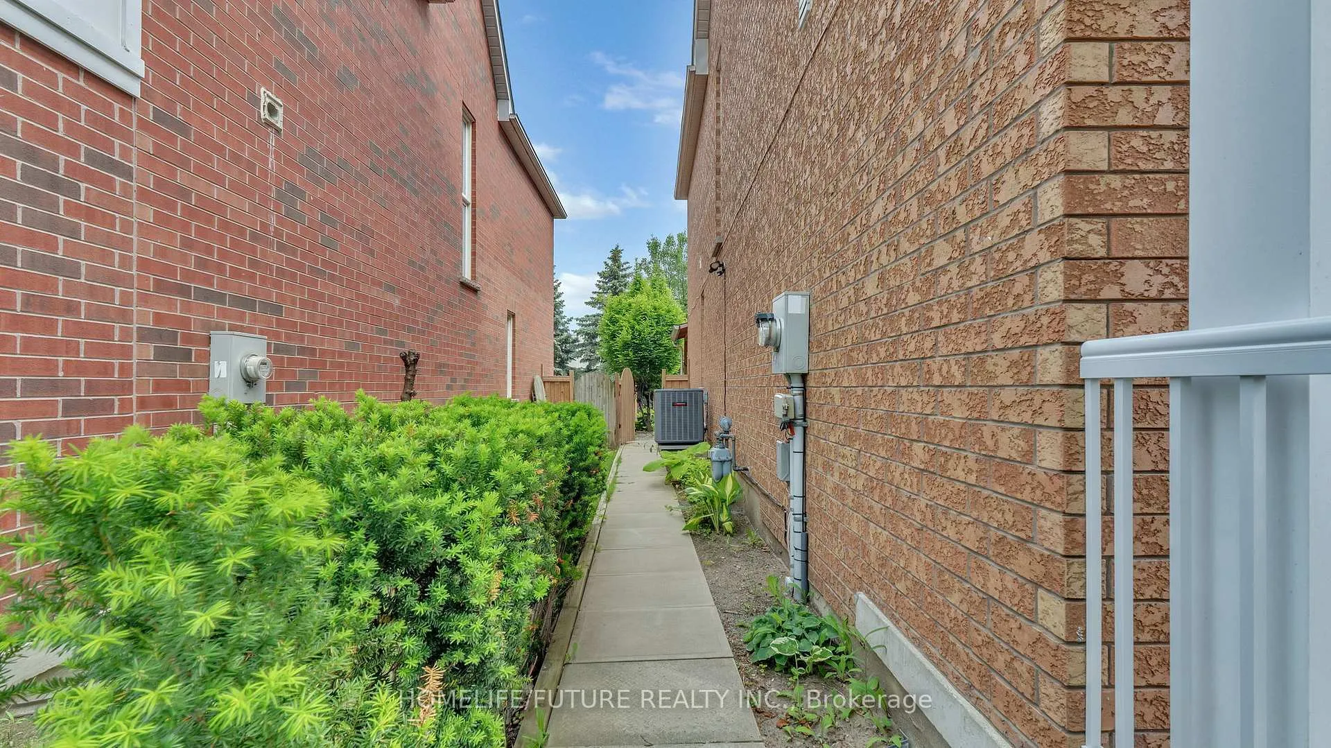 Photo 6 of 25 Gateway Court, Whitby, Taunton North — HOMEH