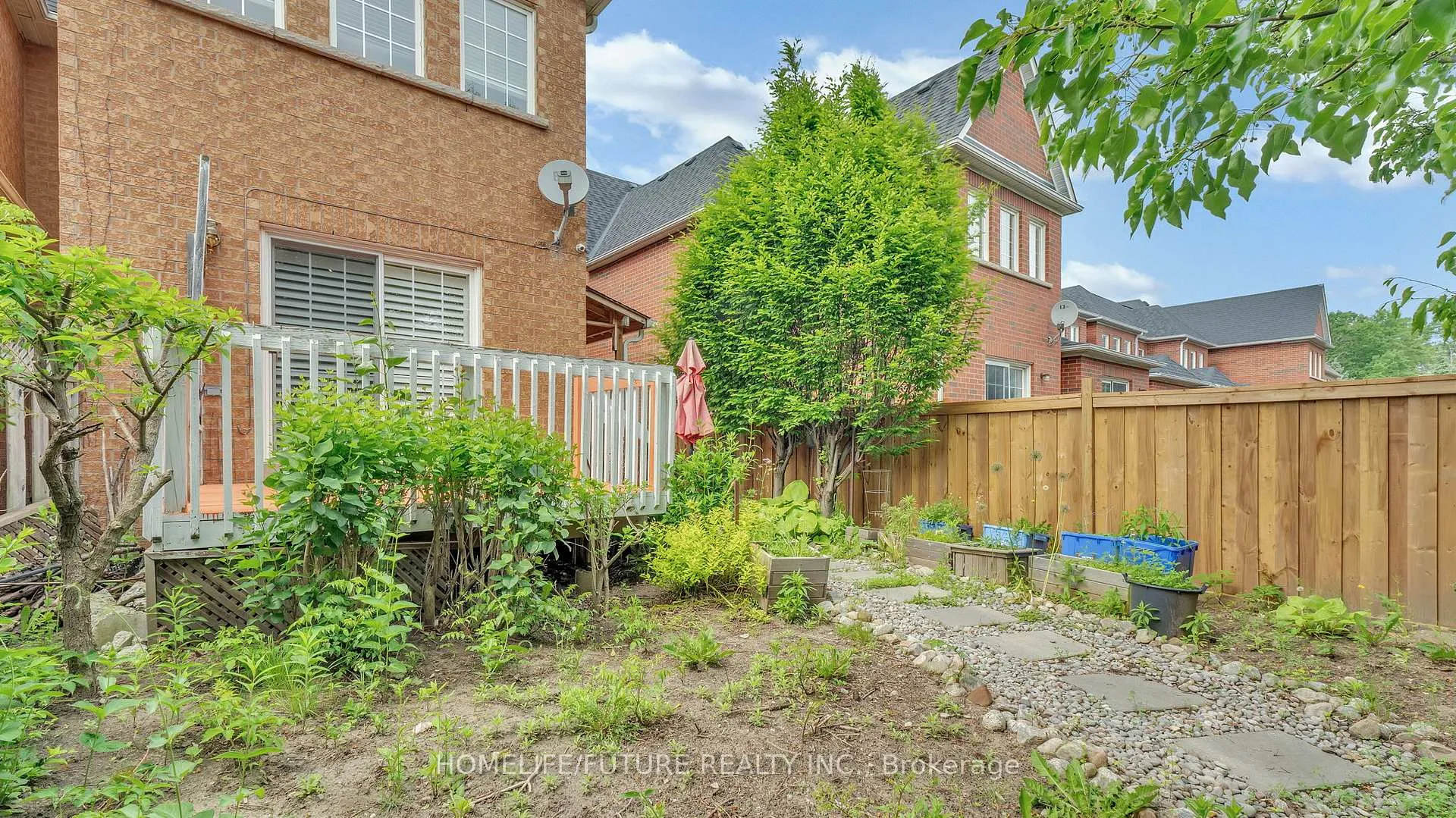 Photo 9 of 25 Gateway Court, Whitby, Taunton North — HOMEH