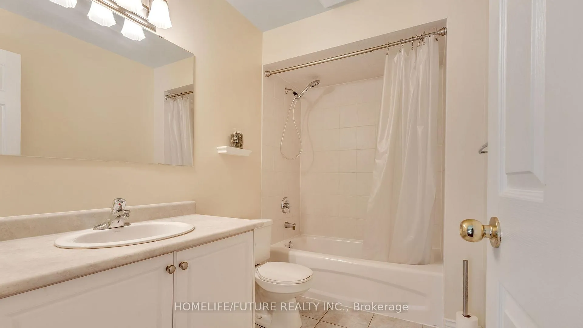 Photo 37 of 25 Gateway Court, Whitby, Taunton North — HOMEH