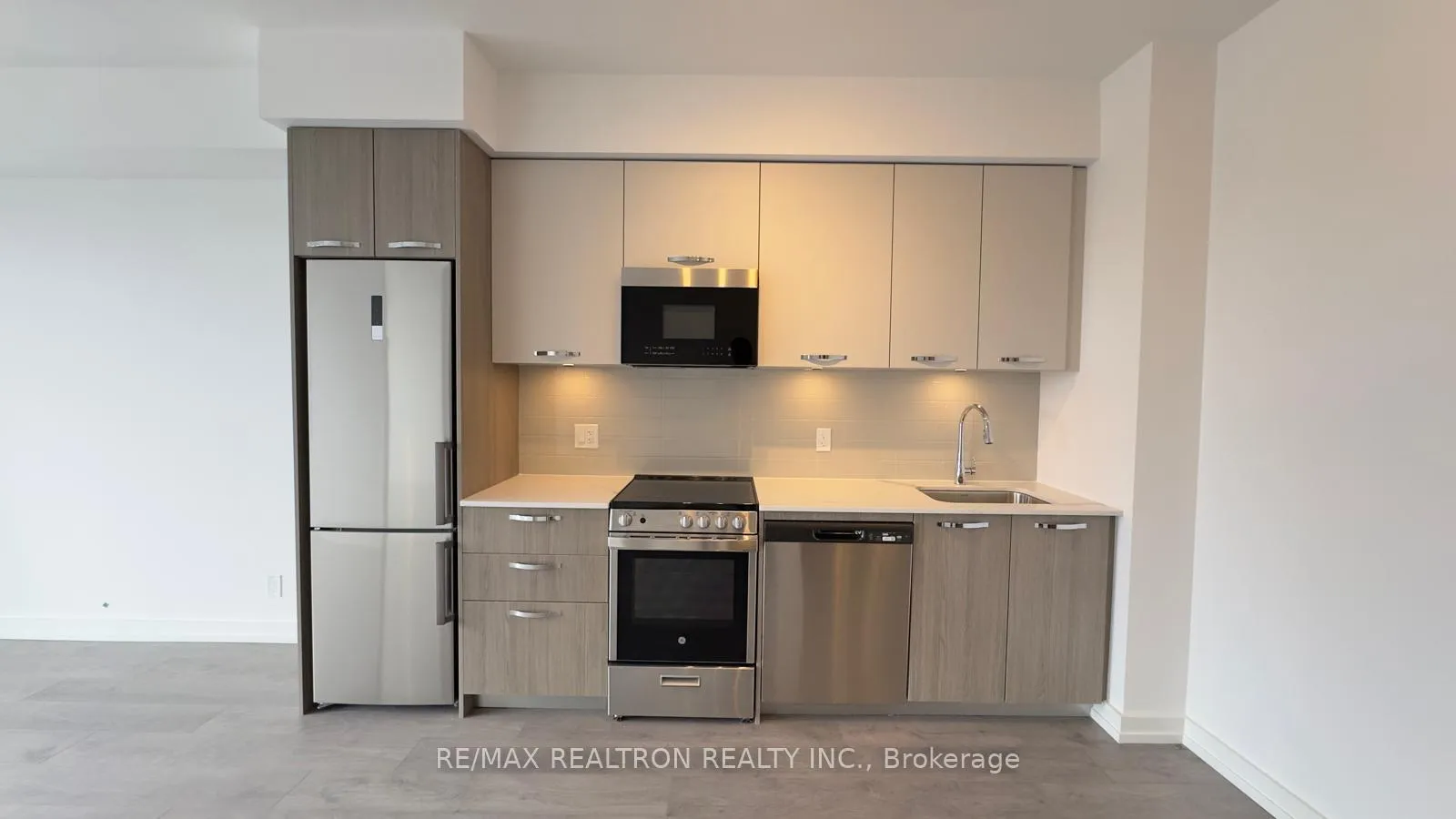 Photo 11 of Unit 2912, 75 James Street S, Hamilton, Corktown — HOMEH