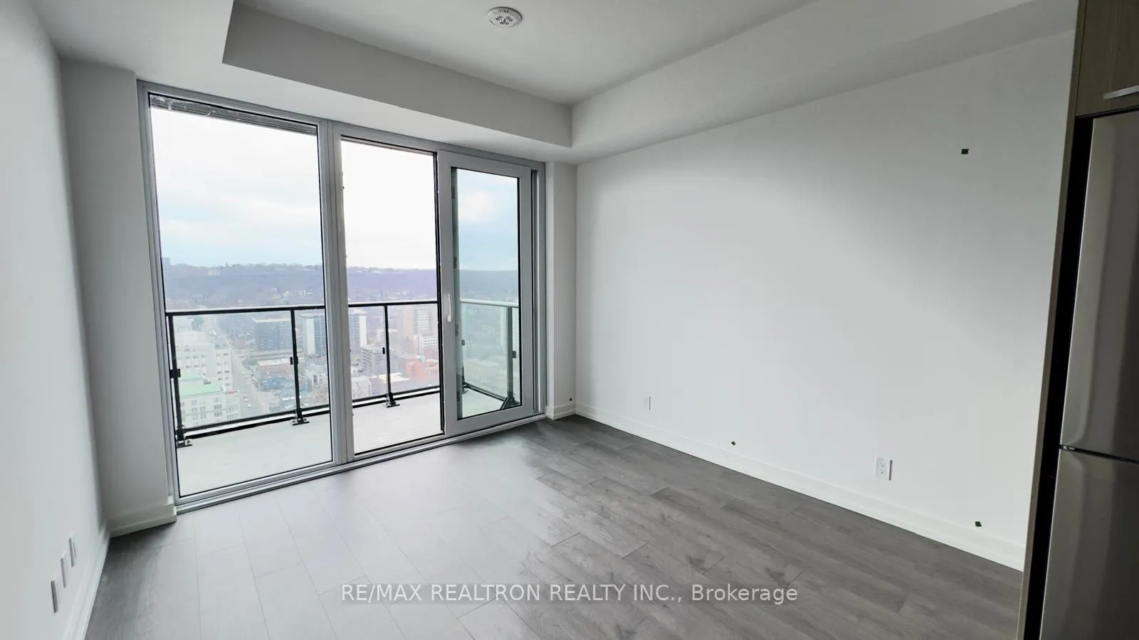 Photo 14 of Unit 2912, 75 James Street S, Hamilton, Corktown — HOMEH