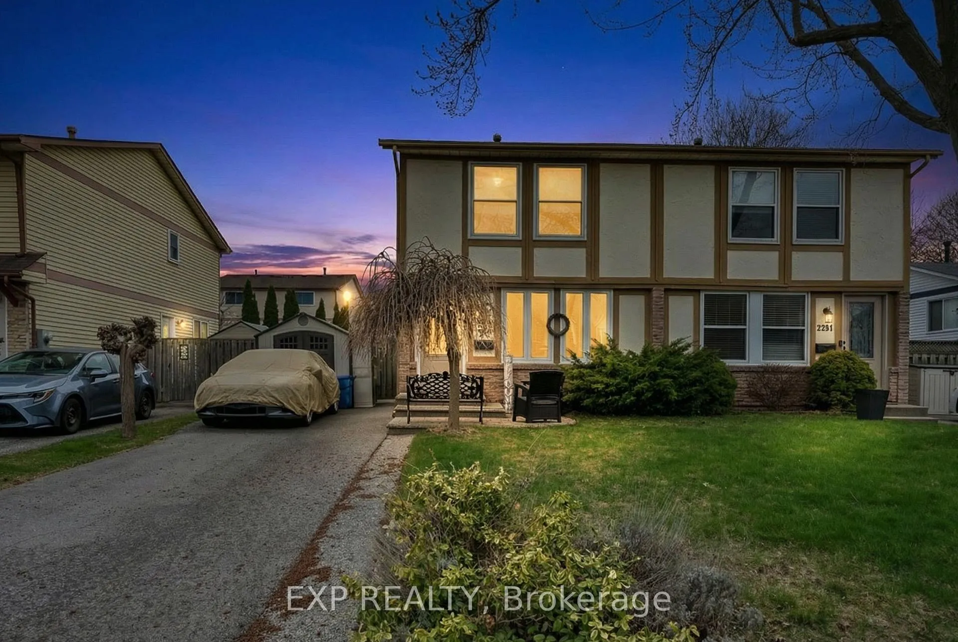 Photo 2 of 2279 Melissa Crescent, Burlington, Brant Hills — HOMEH