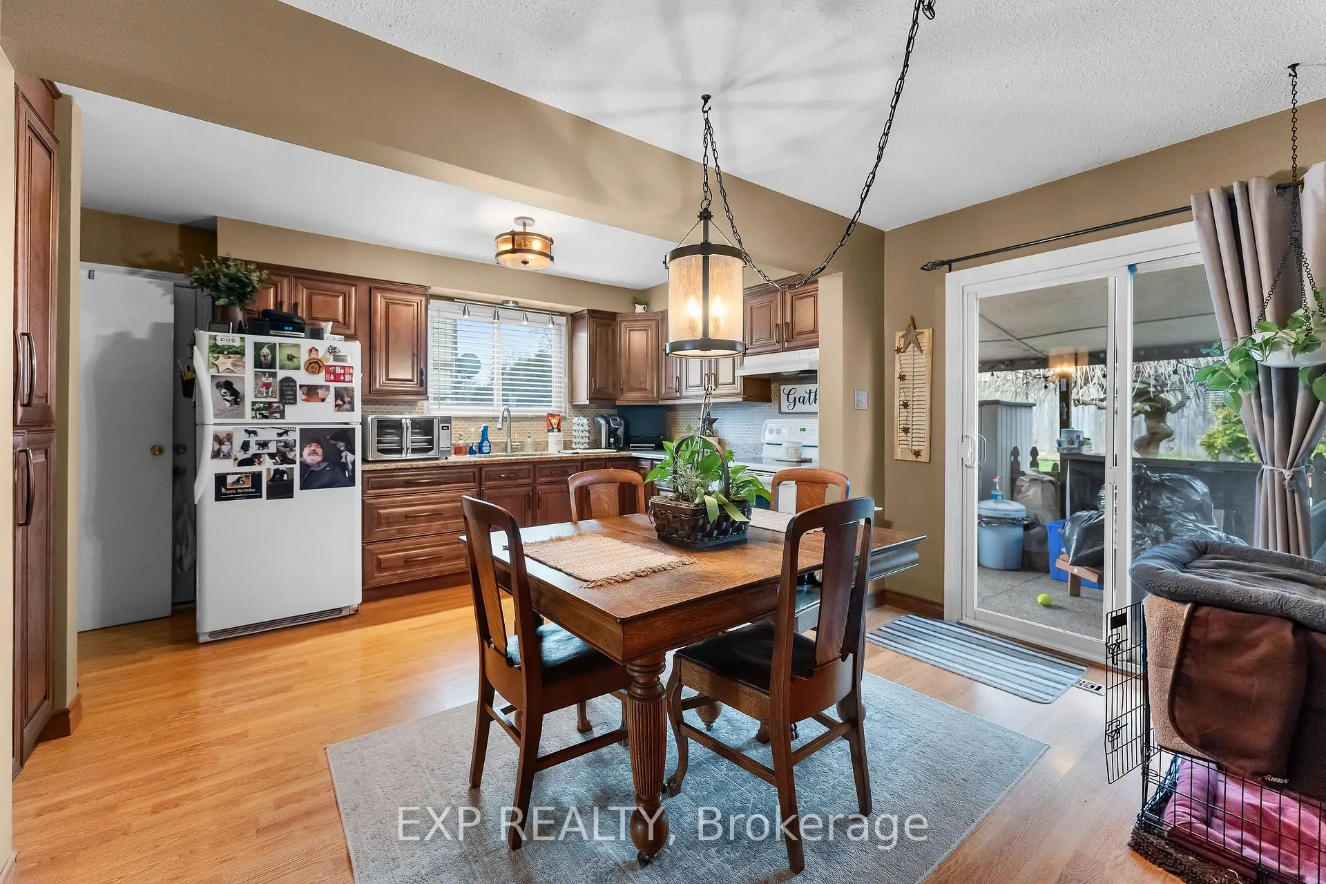 Photo 11 of 2279 Melissa Crescent, Burlington, Brant Hills — HOMEH