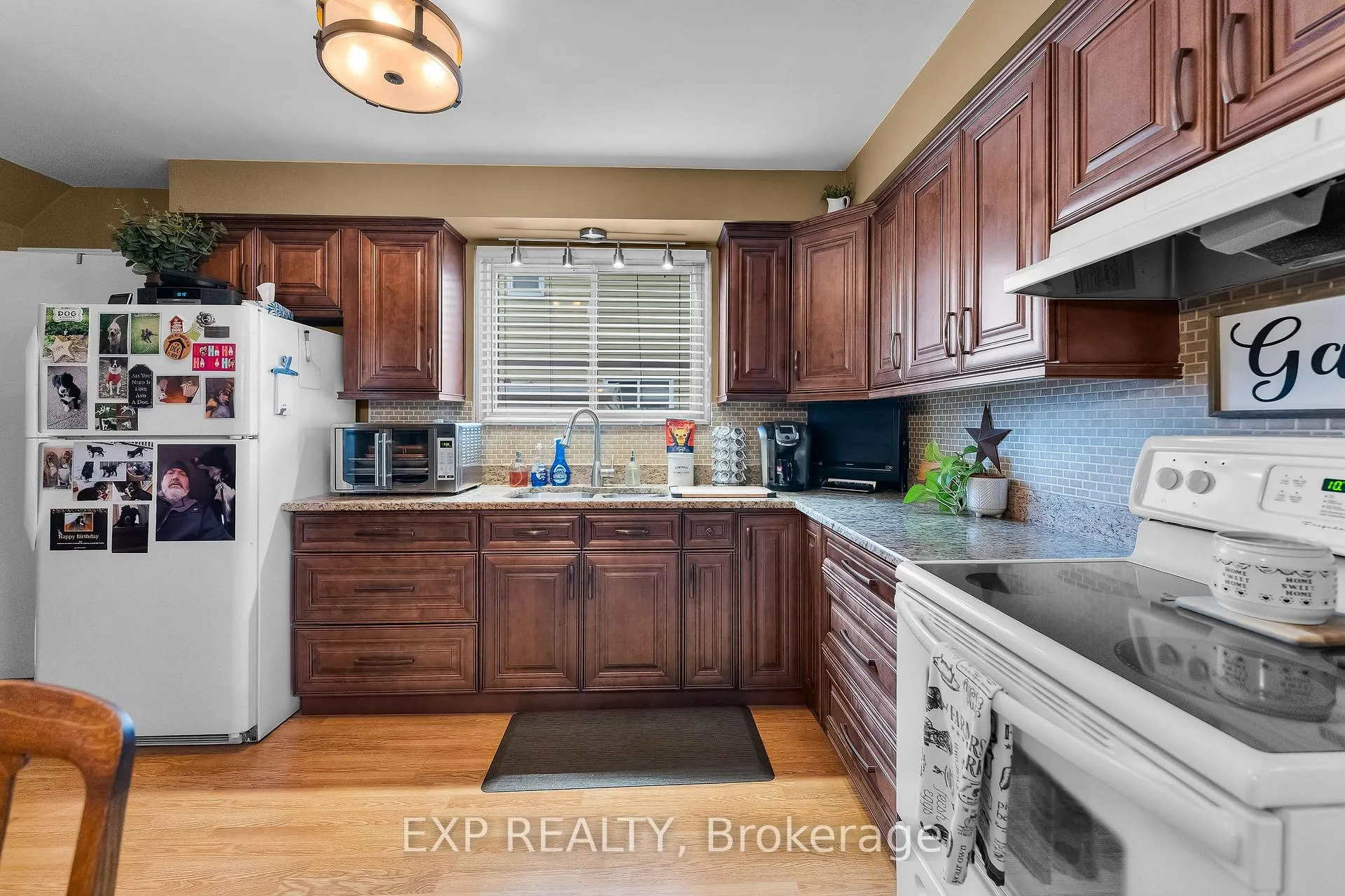 Photo 13 of 2279 Melissa Crescent, Burlington, Brant Hills — HOMEH