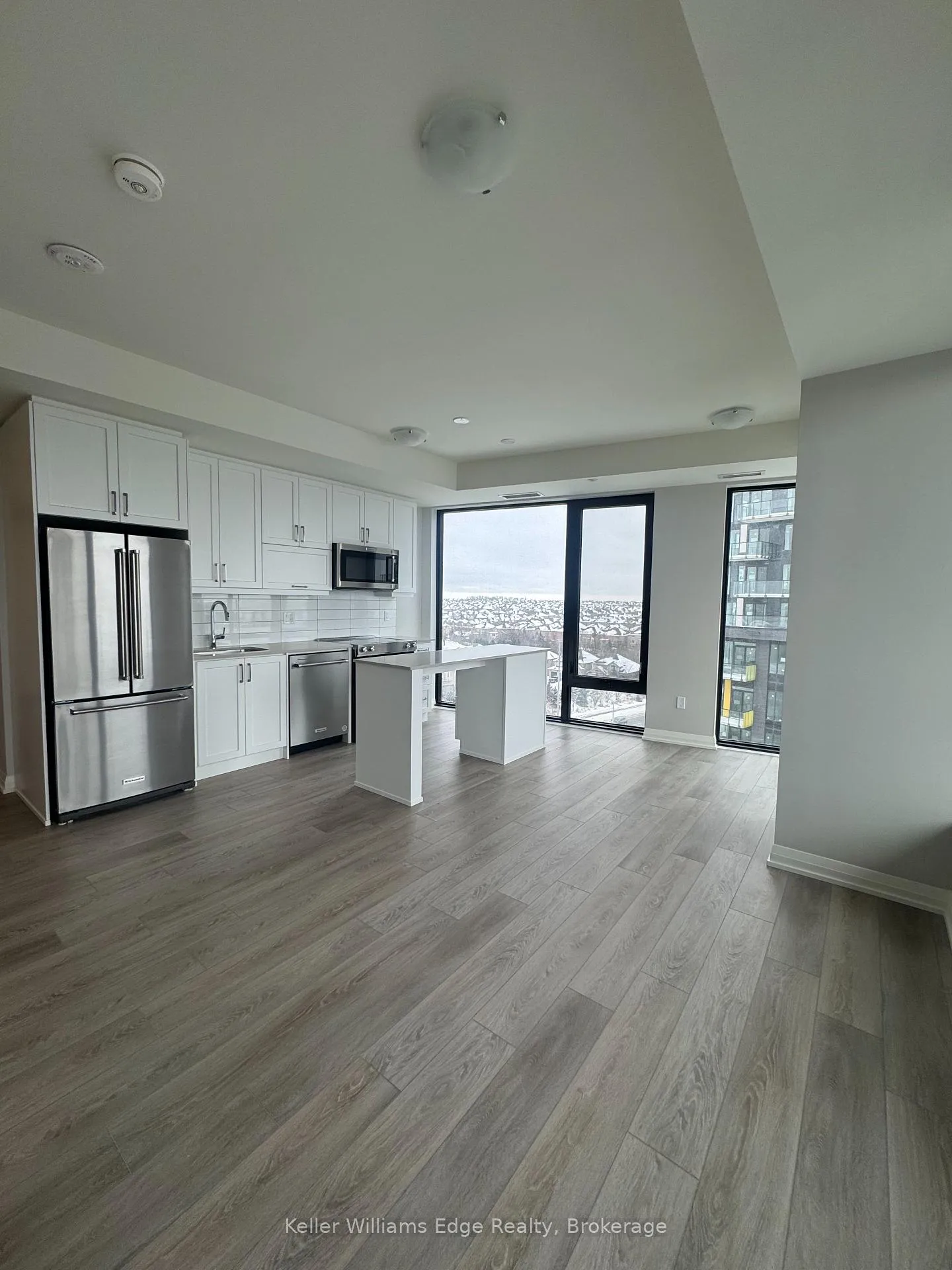 Photo 2 of Unit 809, 1415 Dundas Street E, Oakville, Joshua Meadows — HOMEH