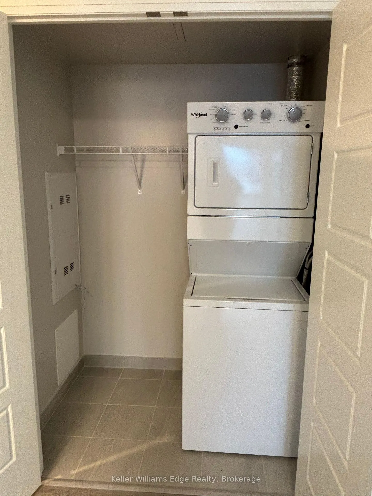 Photo 12 of Unit 809, 1415 Dundas Street E, Oakville, Joshua Meadows — HOMEH