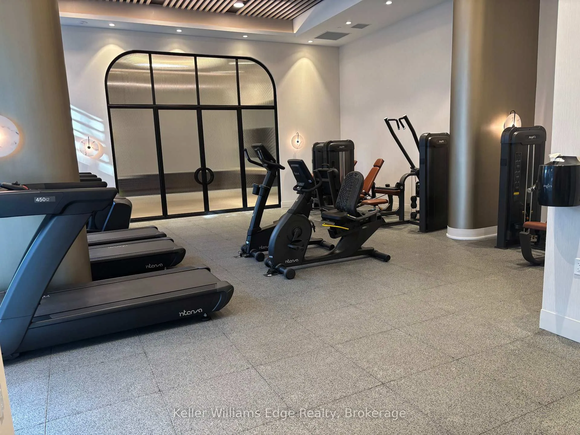 Photo 14 of Unit 809, 1415 Dundas Street E, Oakville, Joshua Meadows — HOMEH