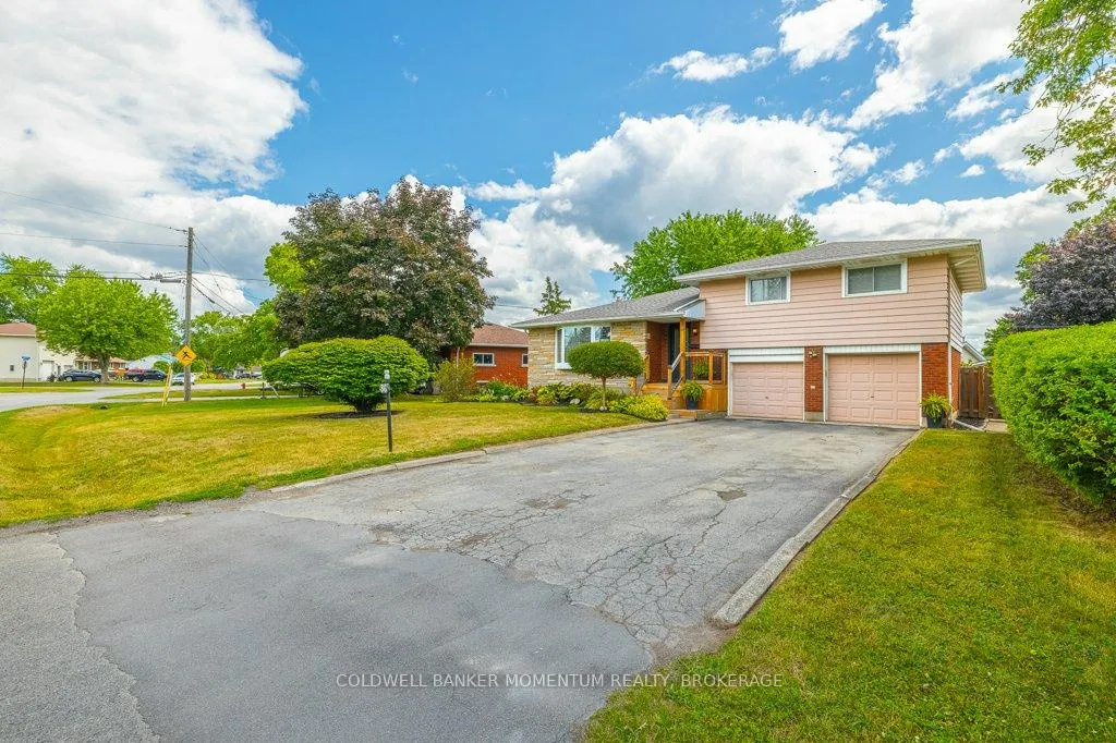 Photo 4 of 86 Crescent Drive, Welland, Dain City — HOMEH